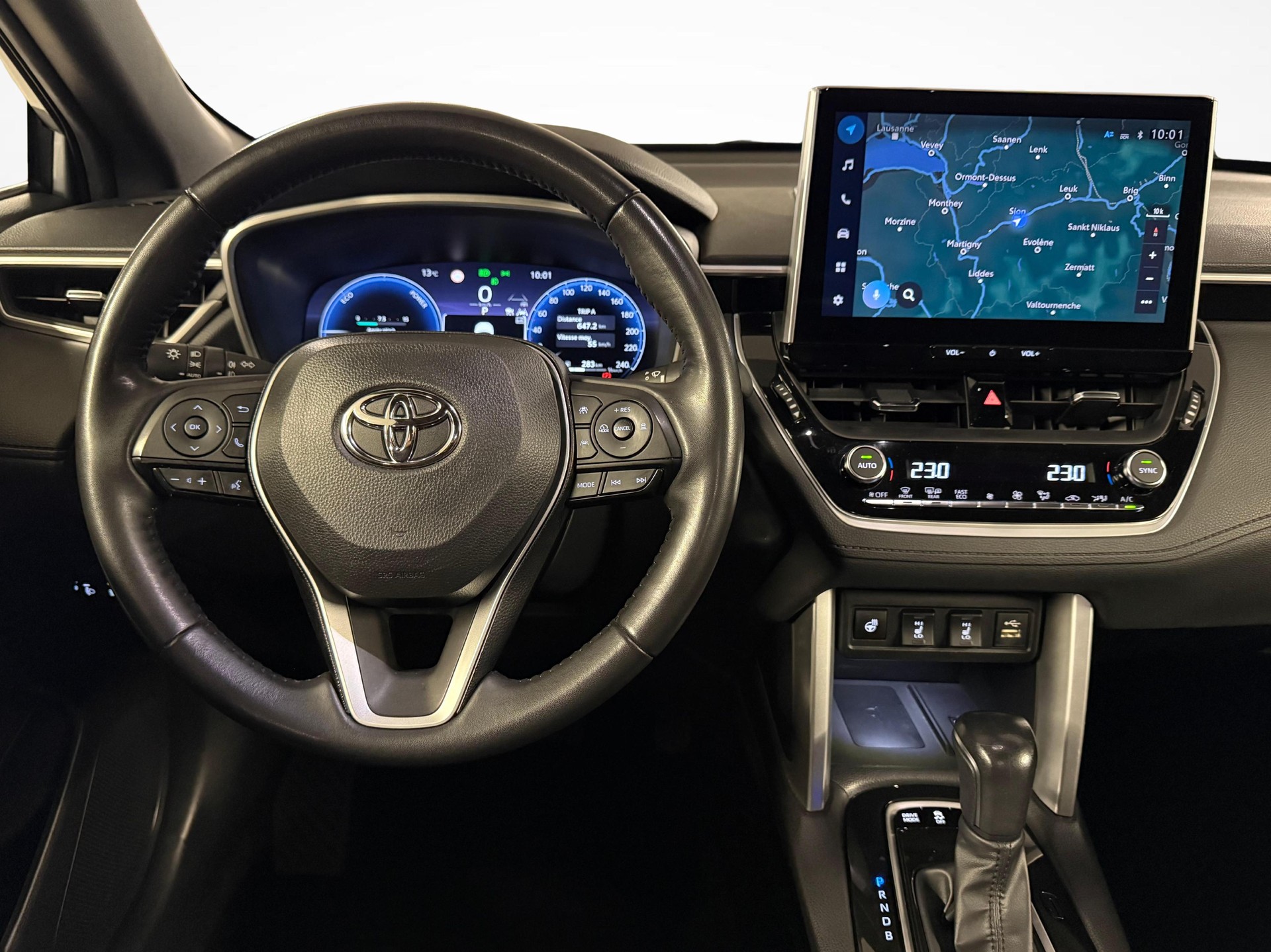 TOYOTA Corolla Cross 2.0 HSD Trend AWD-i-image-12
