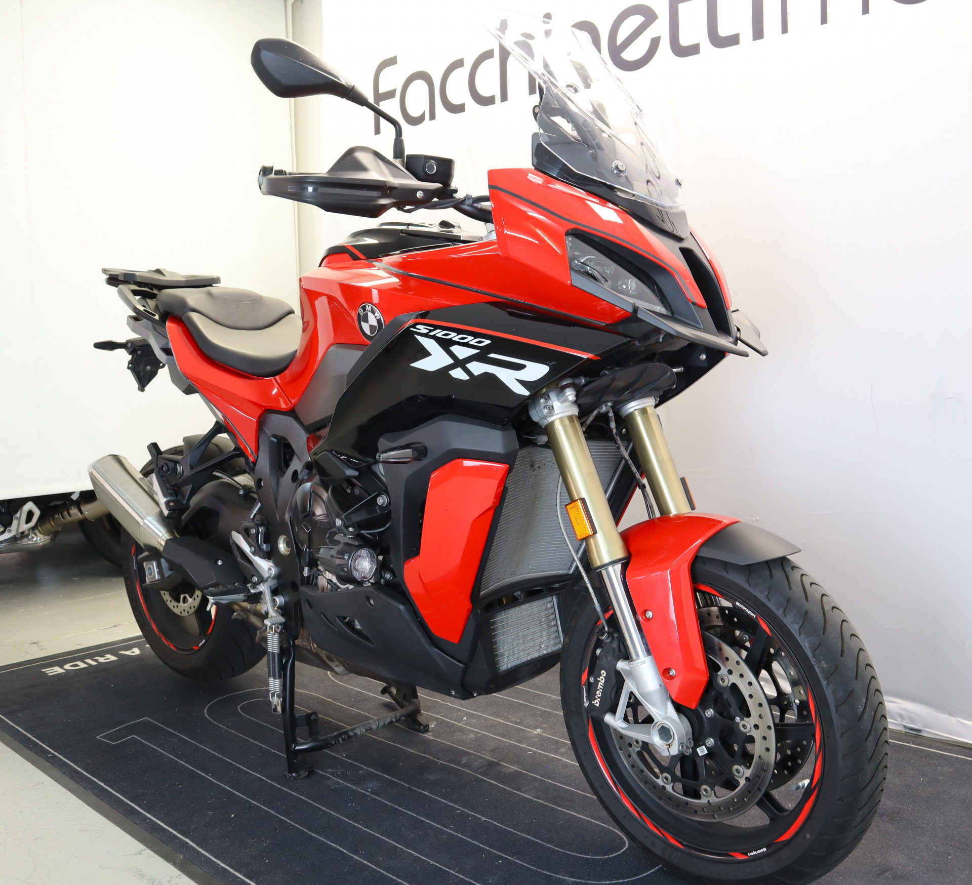 BMW S 1000 XR-image-3