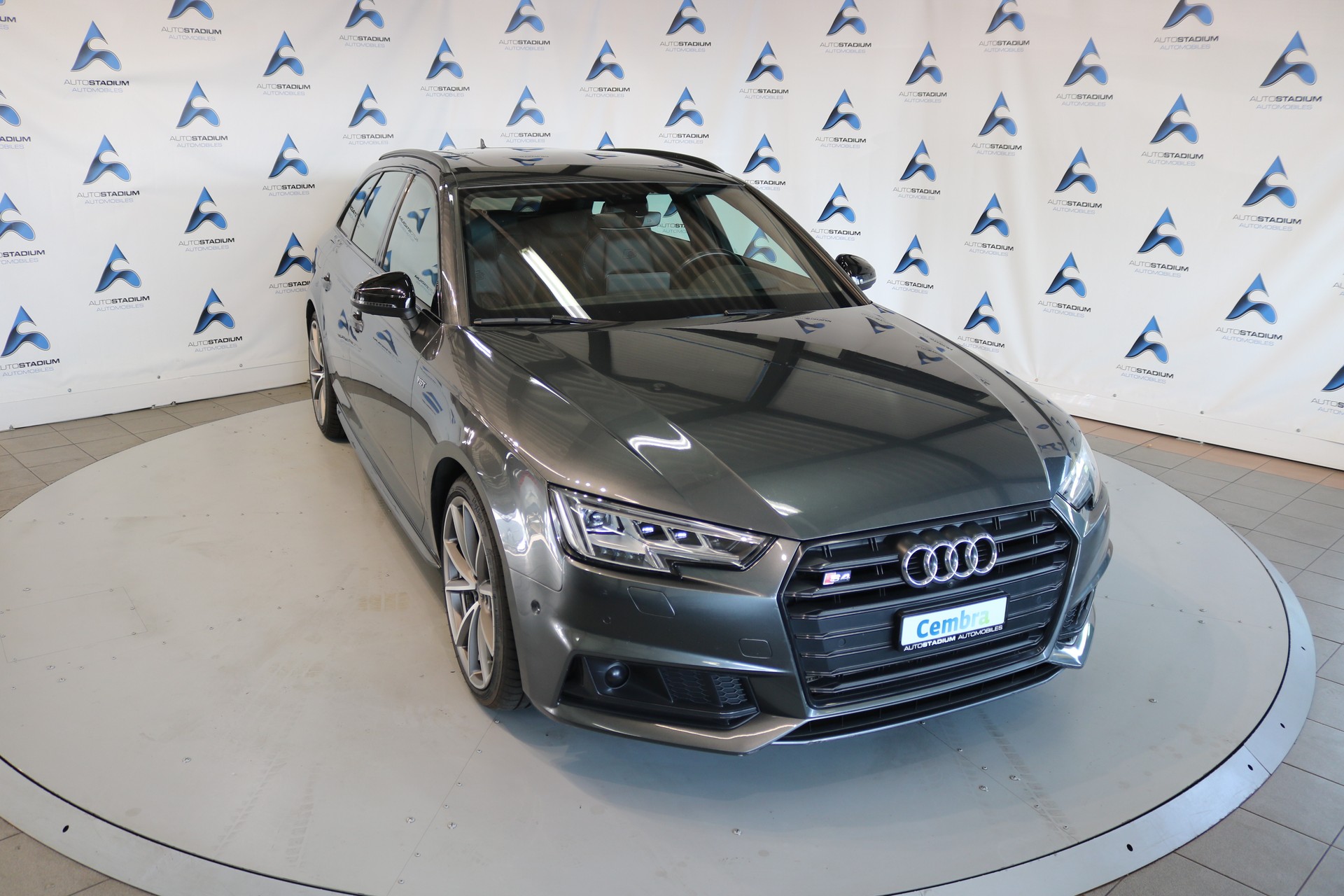 AUDI S4 Avant 3.0 TFSI quattro tiptronic-image-8
