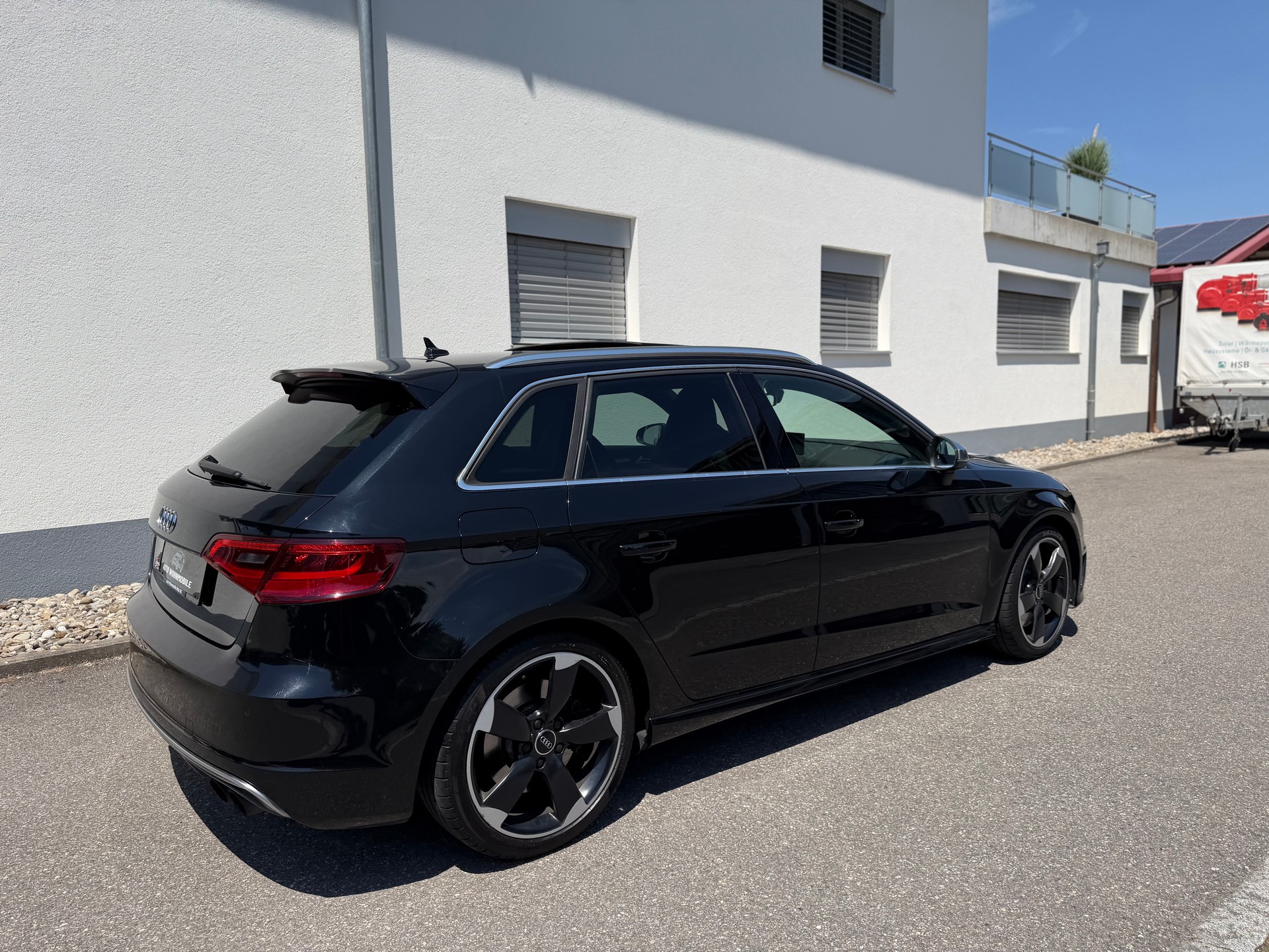 AUDI S3 Sportback 2.0 TFSI quattro S-tronic-image-5