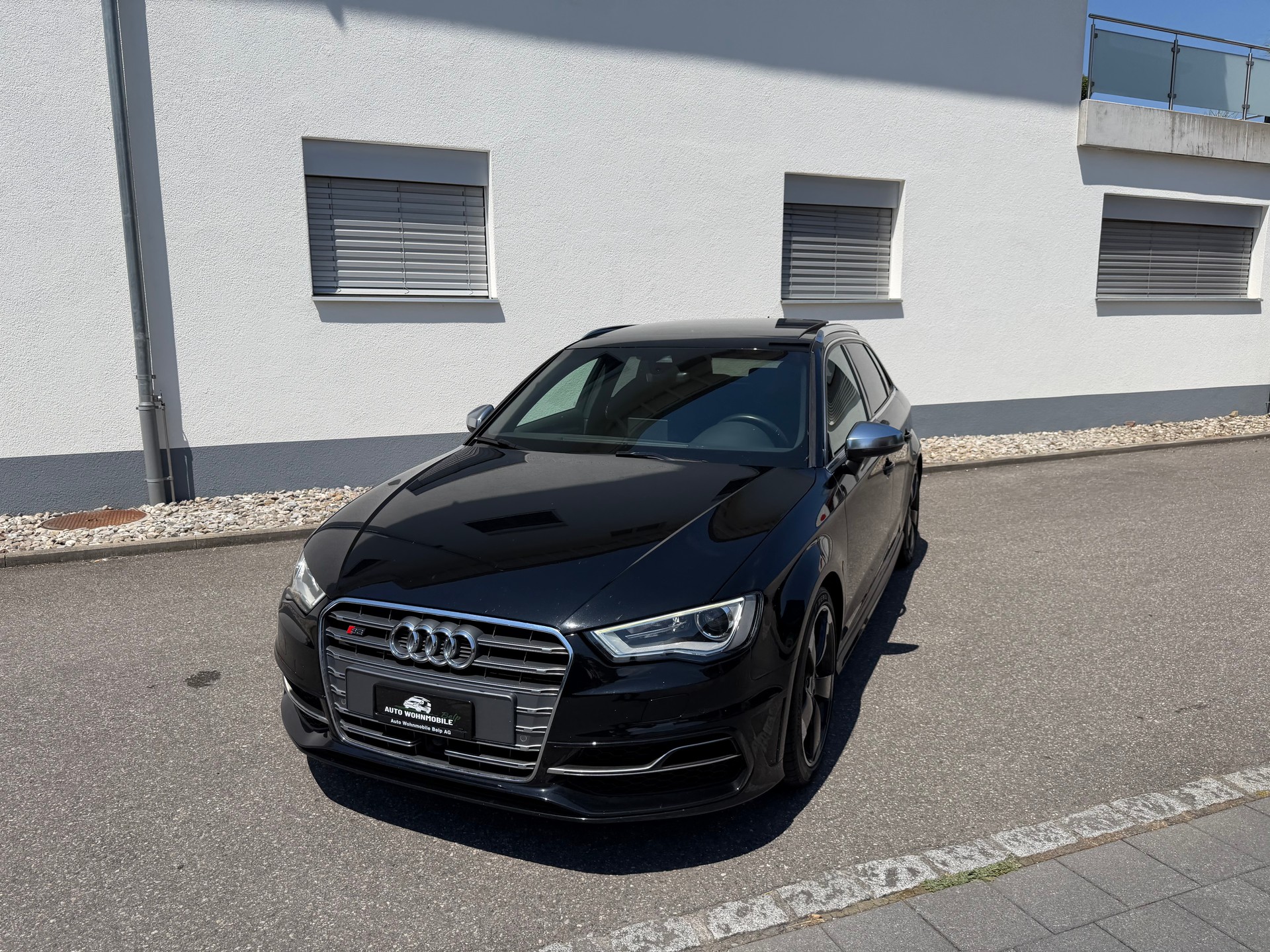 AUDI S3 Sportback 2.0 TFSI quattro S-tronic-image-9