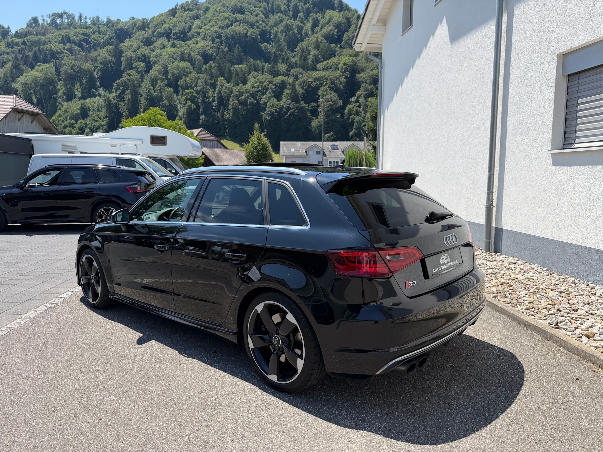 AUDI S3 Sportback 2.0 TFSI quattro S-tronic-image-13
