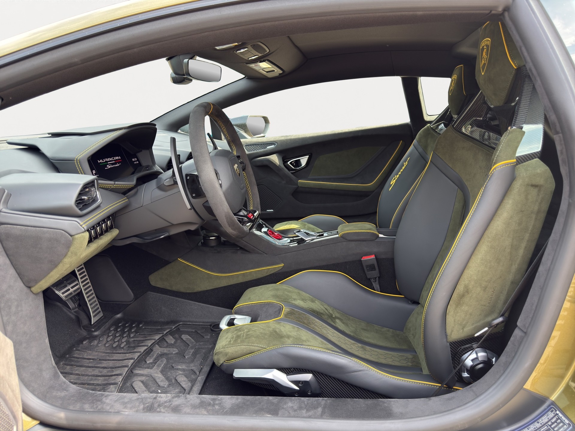 LAMBORGHINI Huracan Sterrato MY24 Selezione Certified Pre-Owned Certifications: 150-point check list Lamborghini Lugano-image-9