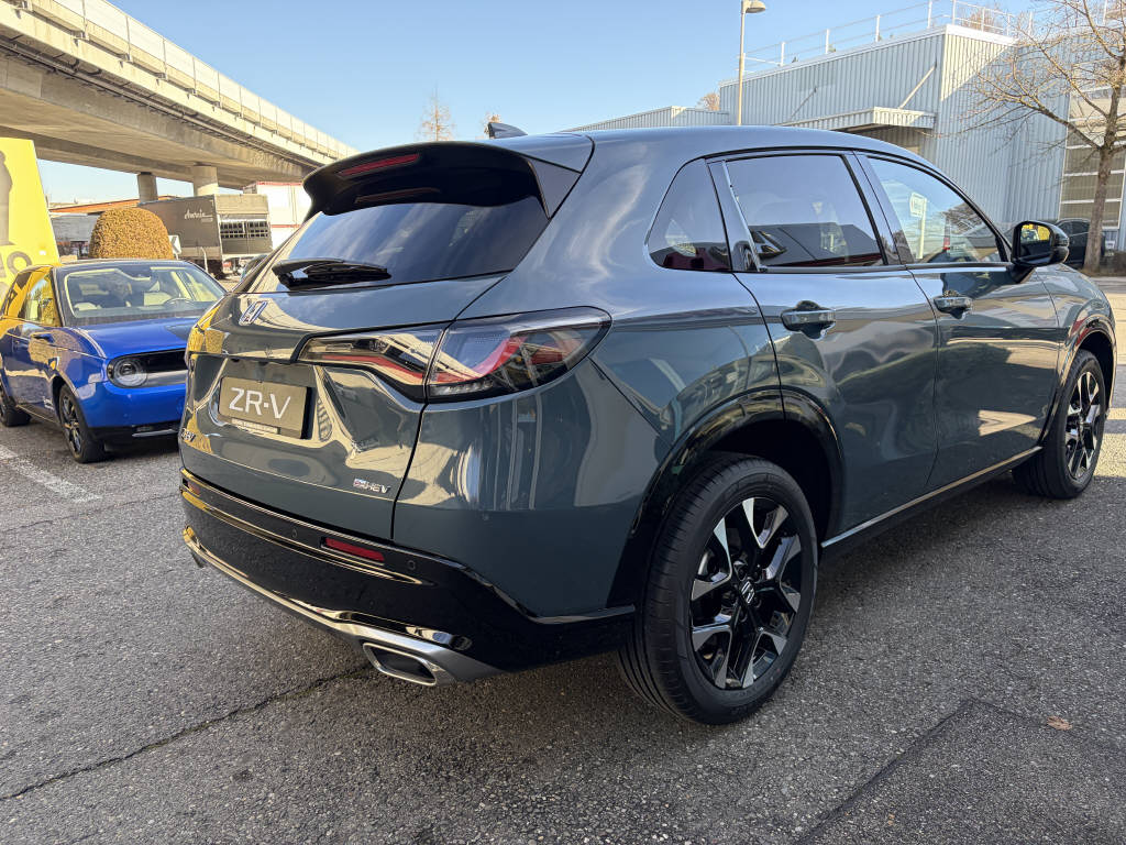 HONDA ZR-V 2.0 i-MMD Advance-showroom-element-3
