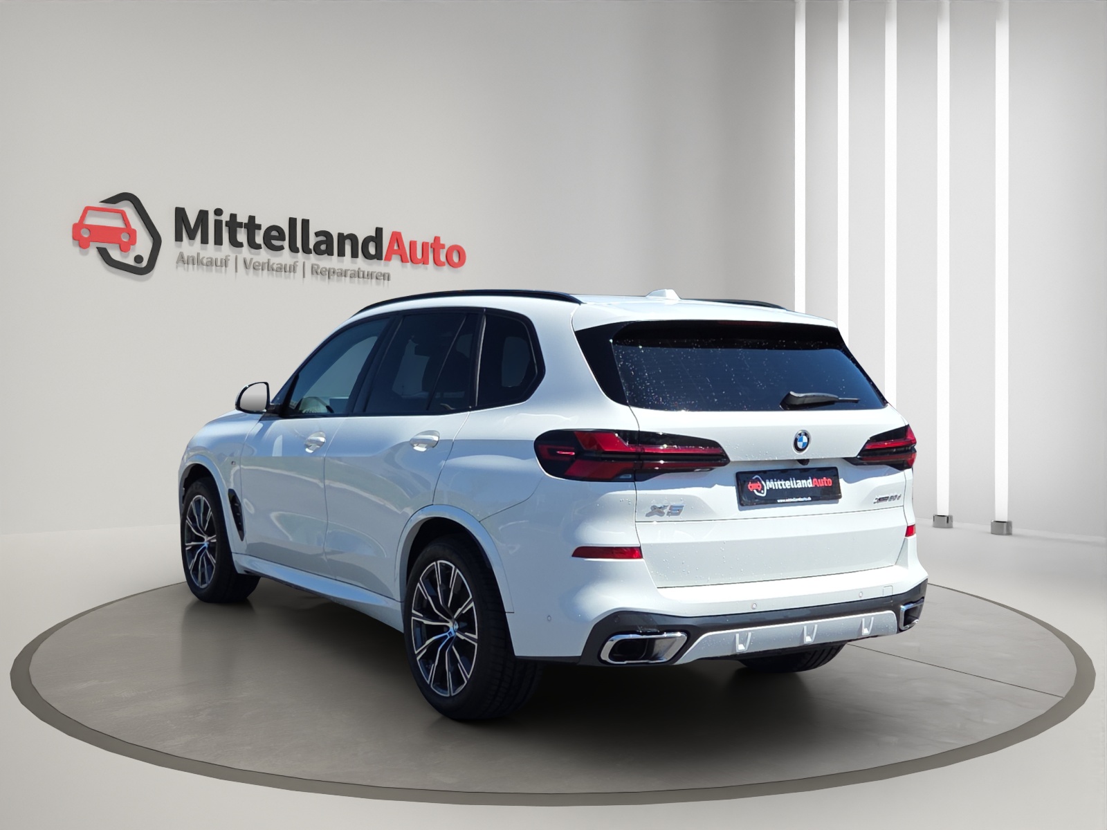 BMW X5 xDrive 48V 30d M Sport Steptronic-image-13