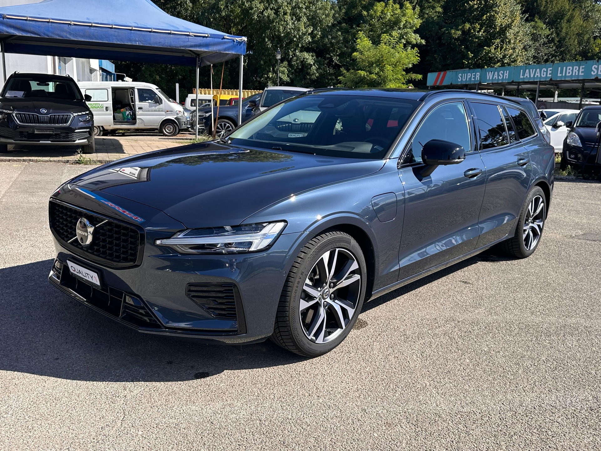 VOLVO V60 T6 eAWD Plug in Hybrid Plus Dark Geartronic