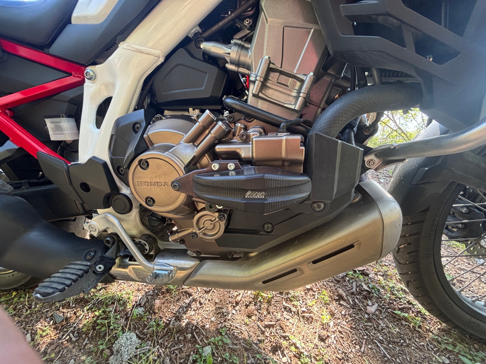 HONDA CRF 1100 DCT Africa Twin-image-10