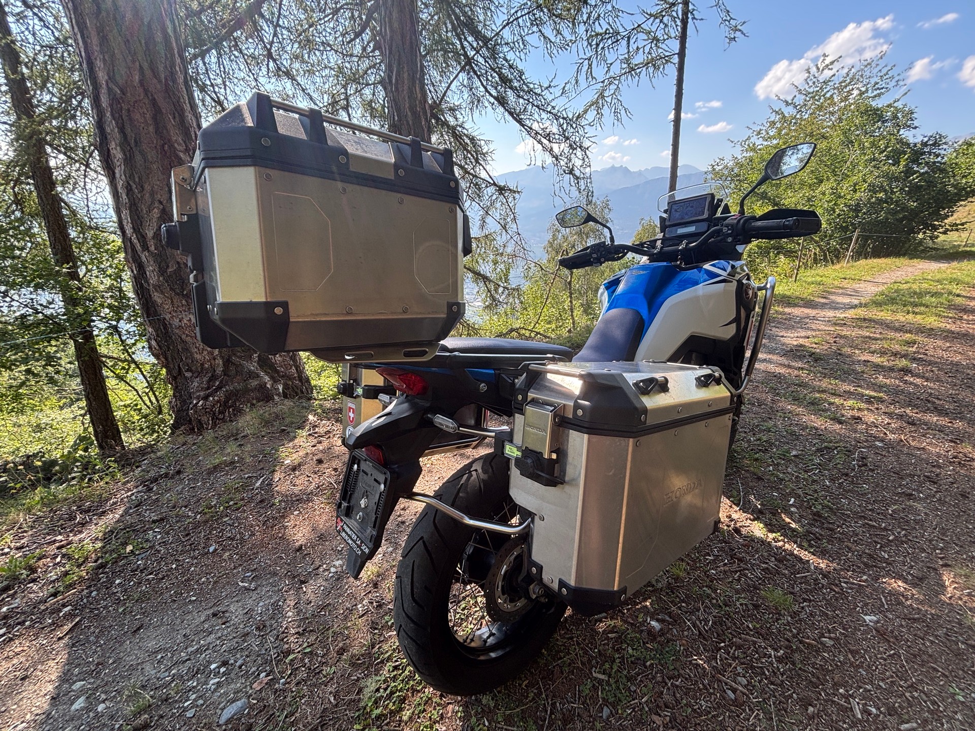 HONDA CRF 1100 DCT Africa Twin-image-1