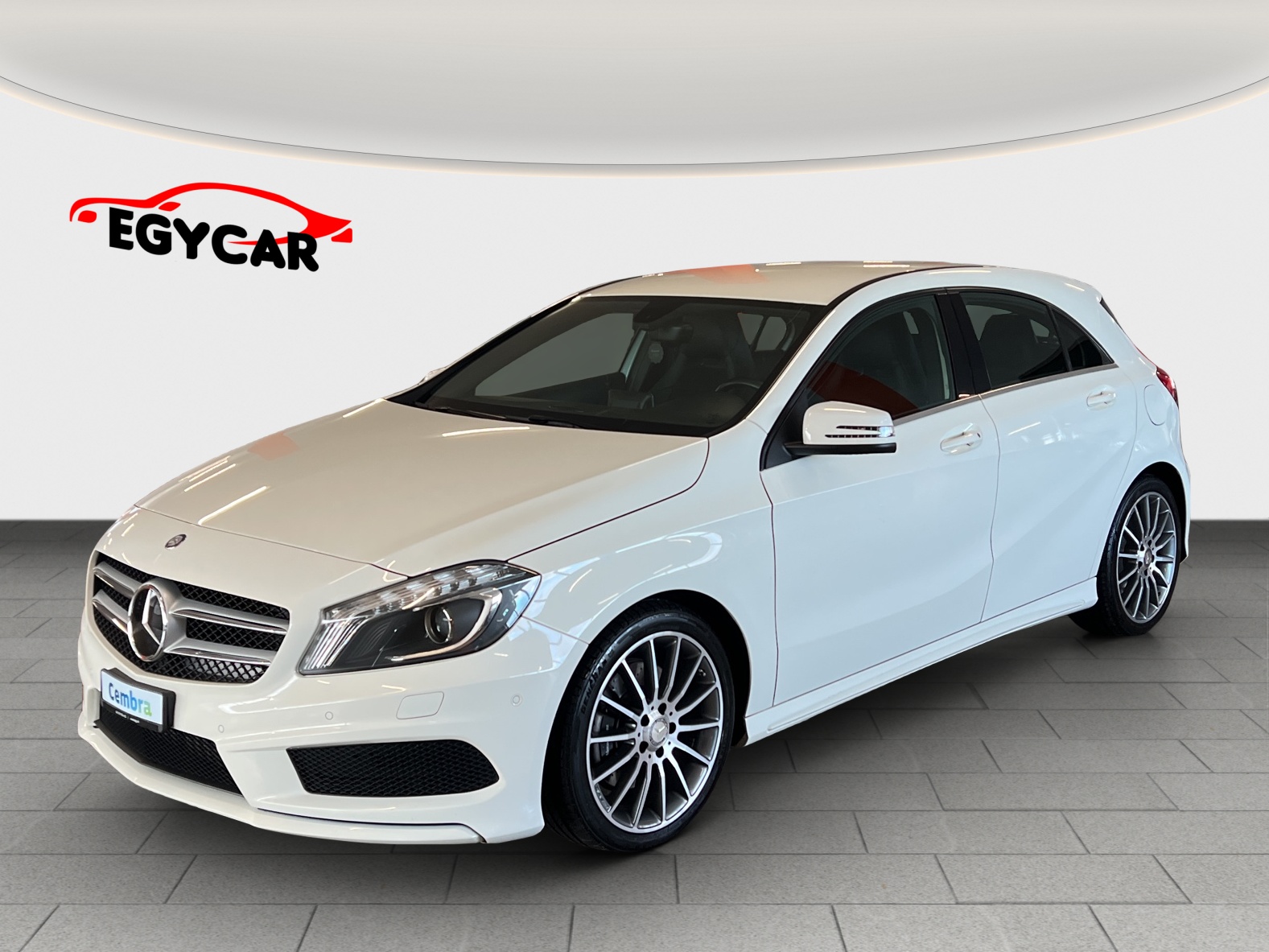 MERCEDES-BENZ A 250 AMG Line 4Matic 7G-DCT-showroom-element-2