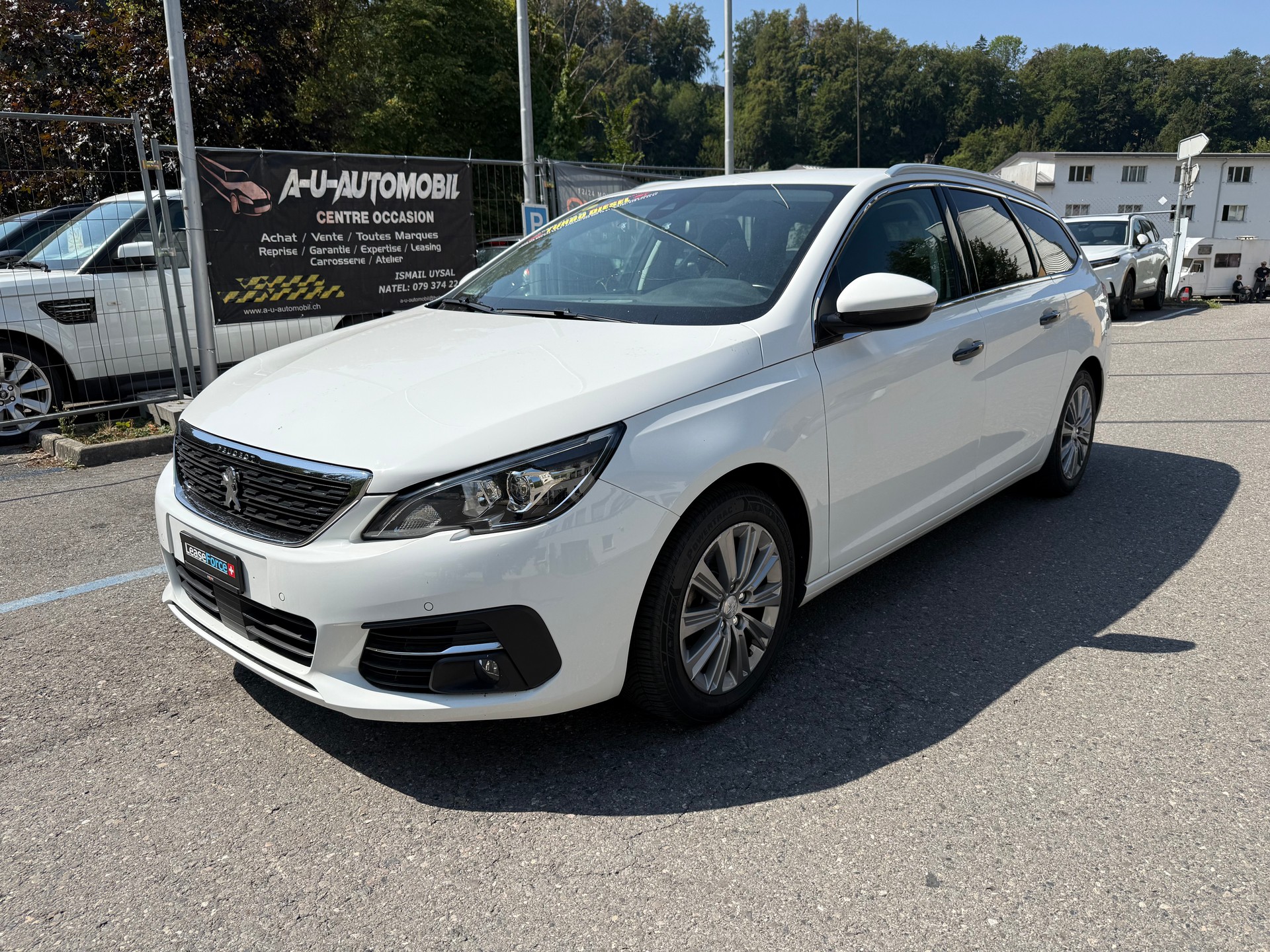 PEUGEOT 308 SW 1.5 BlueHDI Active Pack EAT8-showroom-element-1