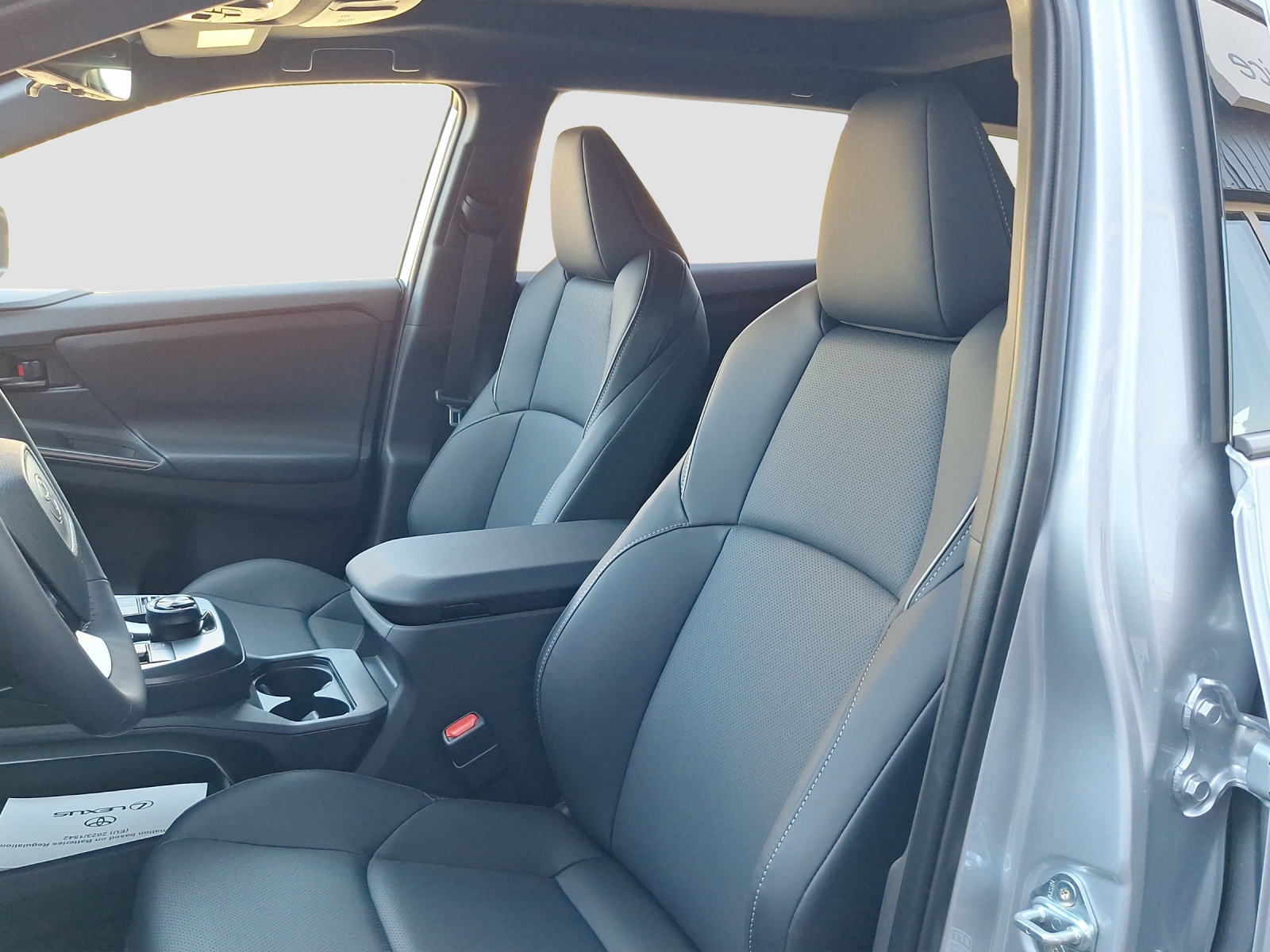 TOYOTA bZ4X Touring Premium AWD-image-9