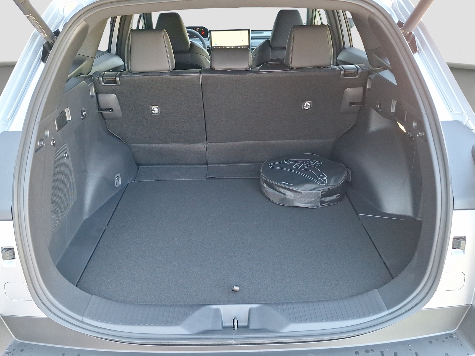 TOYOTA bZ4X Touring Premium AWD-image-11