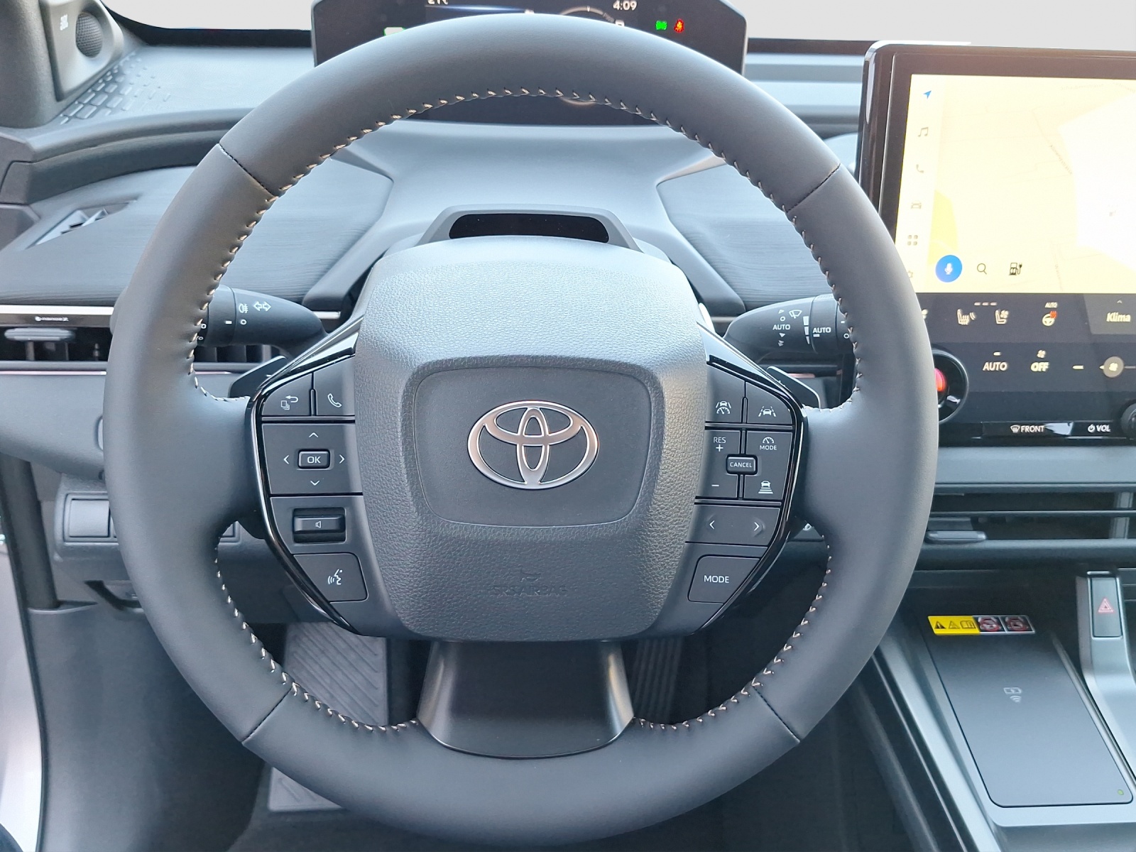 TOYOTA bZ4X Touring Premium AWD-image-13