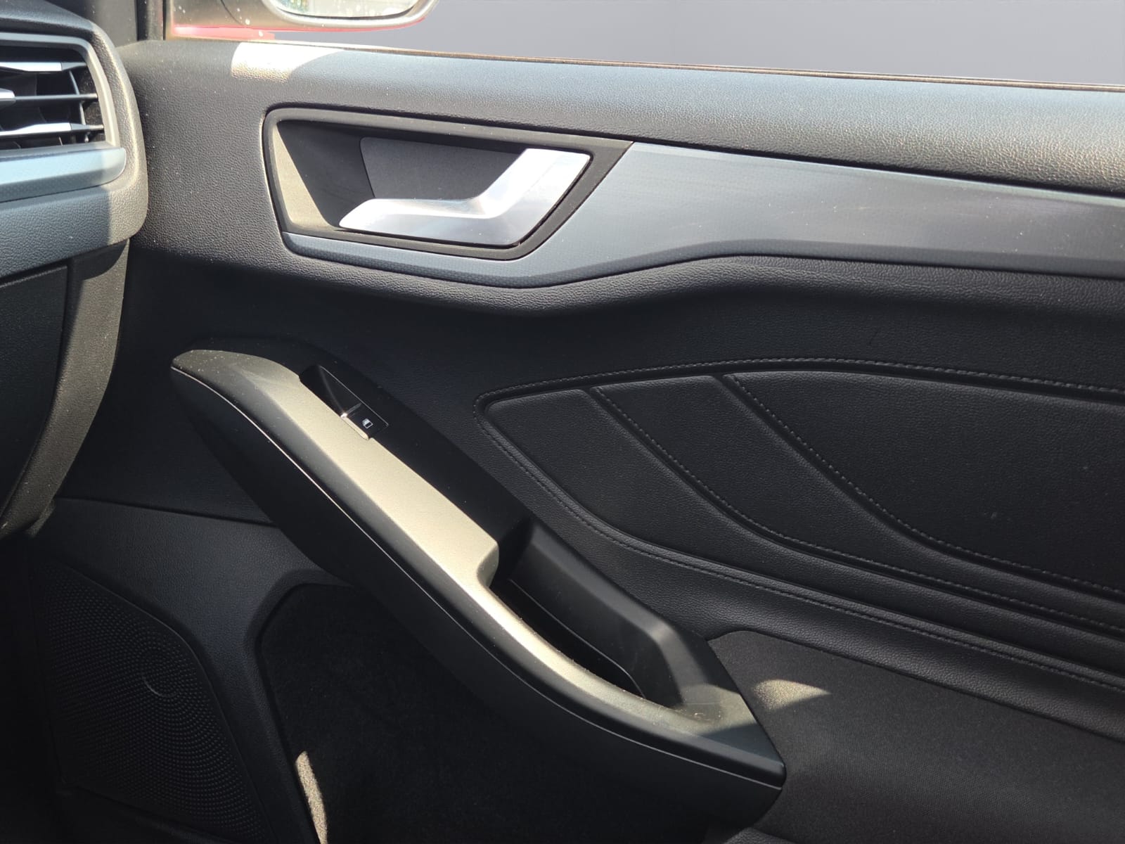 FORD Focus 1.0 SCTi Active Automatic-image-19