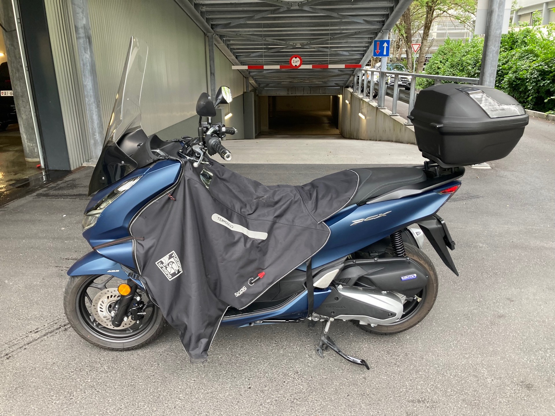 HONDA PCX 125 i ABS-image-1