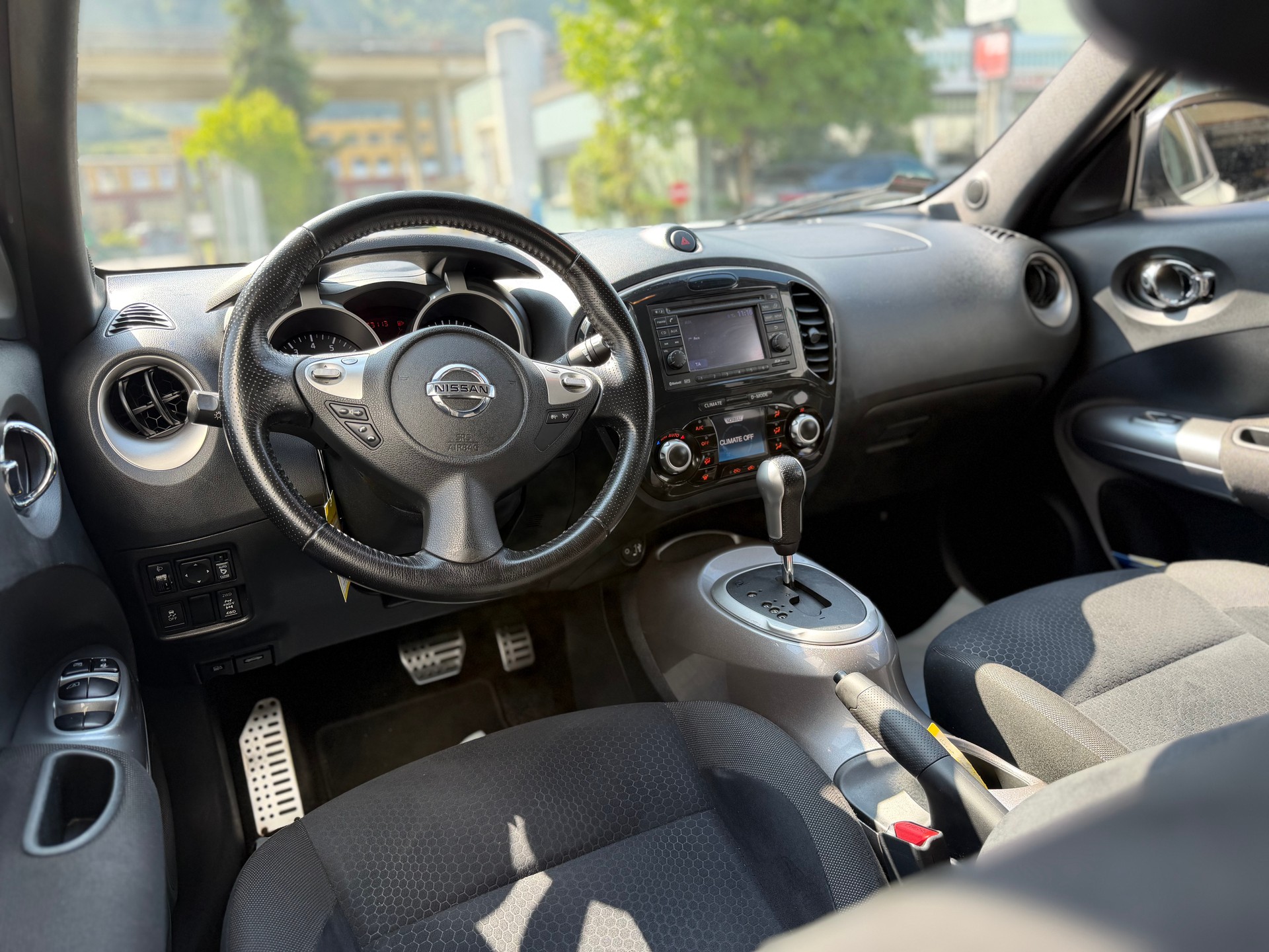 NISSAN Juke 1.6 DIG-T tekna 4x4 Xtronic M-CVT-image-11