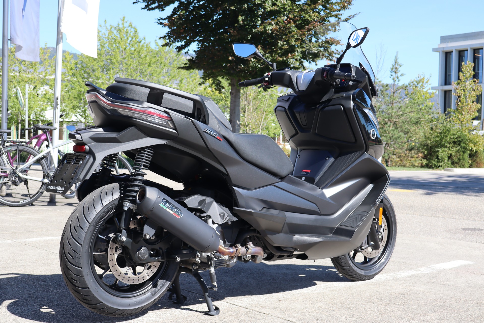 VOGE SR4 Max Luxury ABS / TCS-image-2