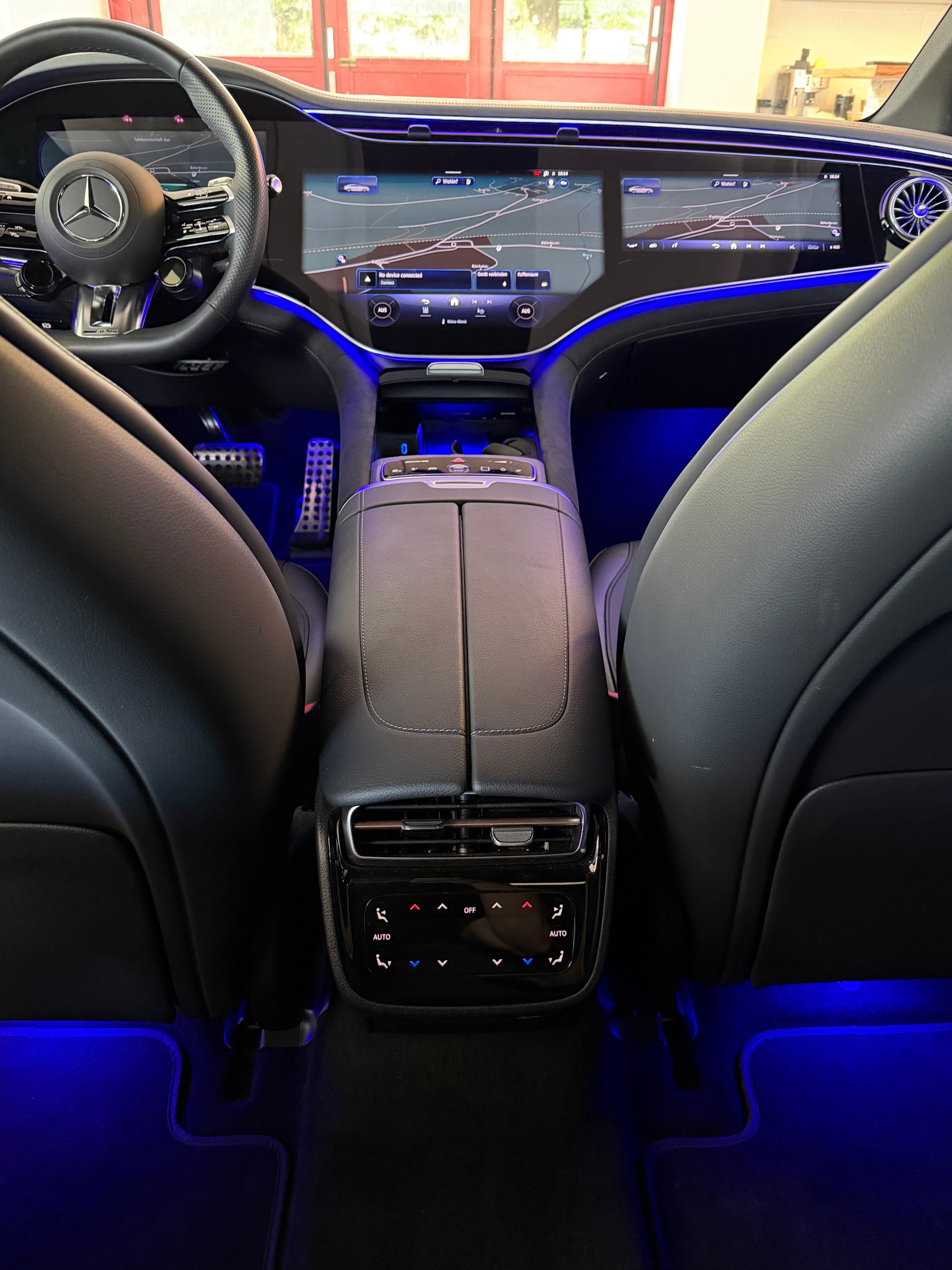 MERCEDES-BENZ EQE 53 AMG 4 Matic+ Executive Edition-image-13