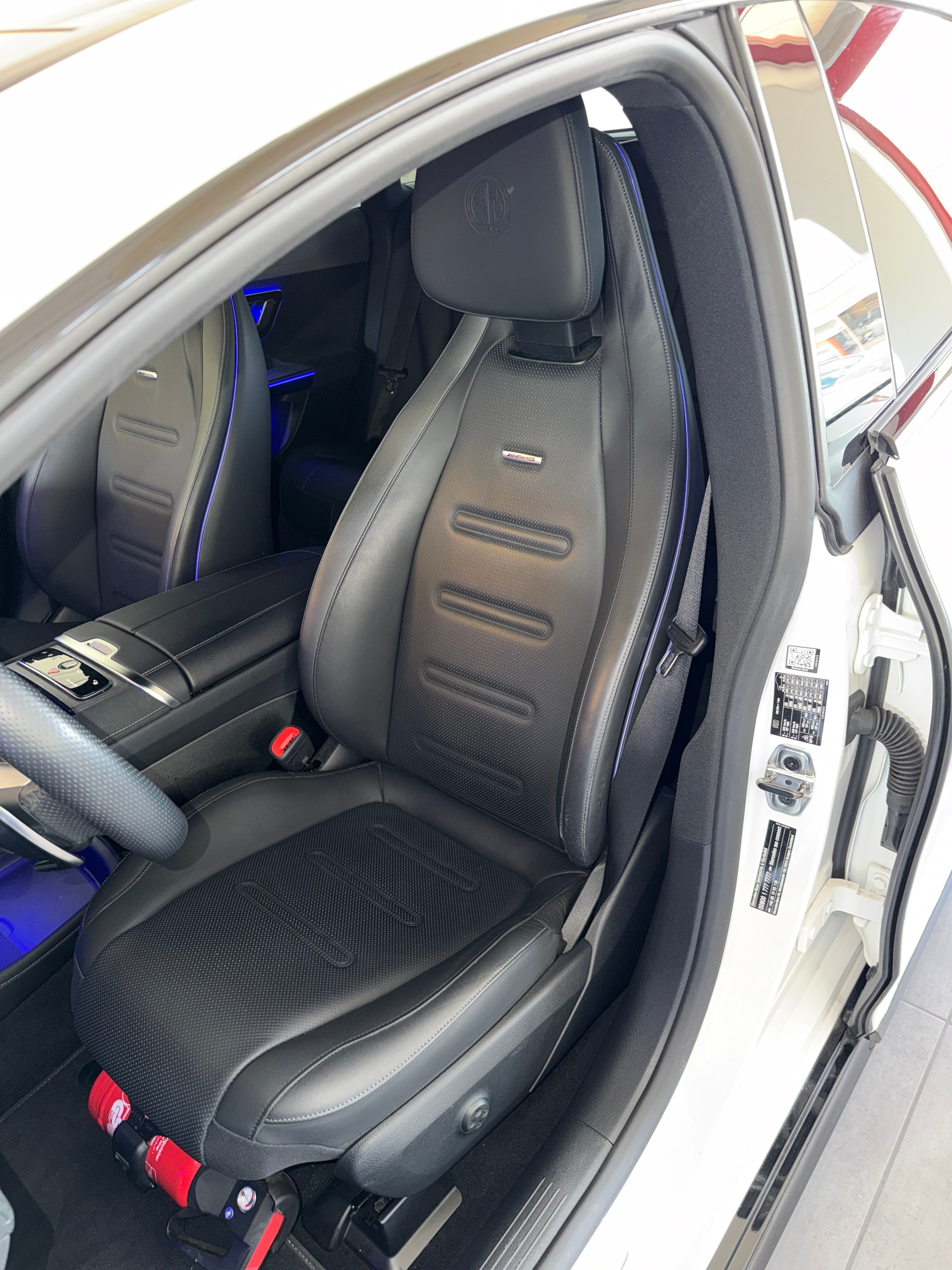 MERCEDES-BENZ EQE 53 AMG 4 Matic+ Executive Edition-image-10