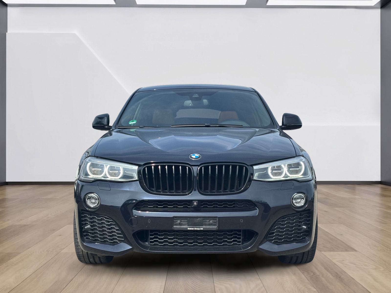 BMW X4 xDrive 35i xLine Steptronic-showroom-element-1