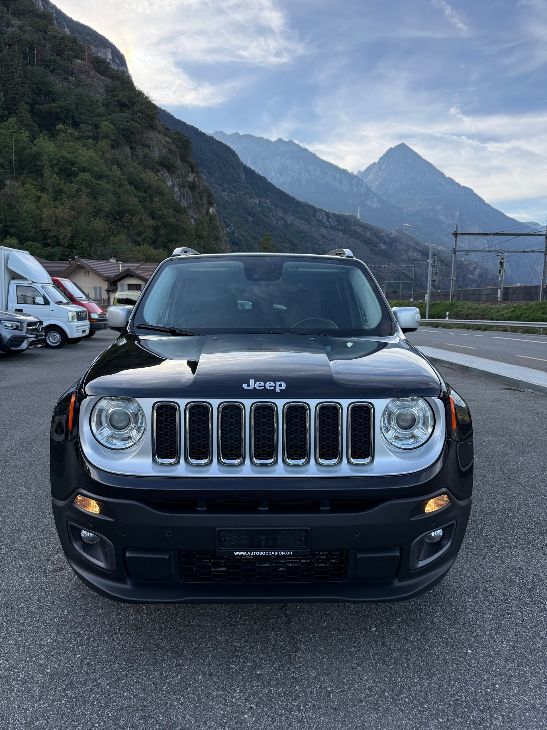 JEEP Renegade 1.4 Turbo Limited AWD-image-3