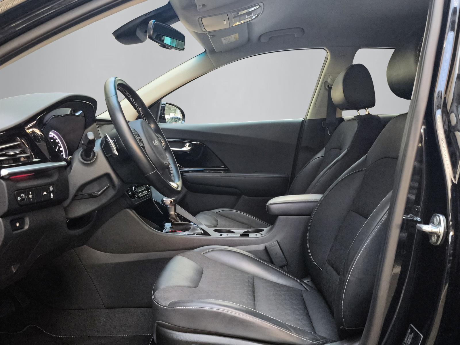 KIA Niro 1.6 GDi Hybrid Power-showroom-element-2