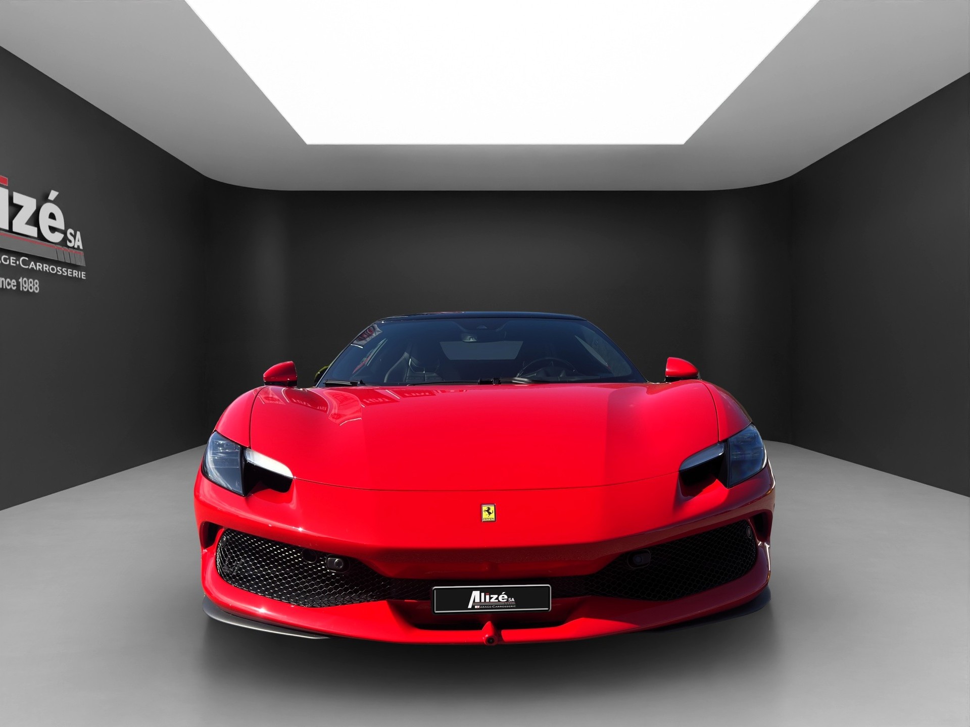 FERRARI 296 GTB-showroom-element-1