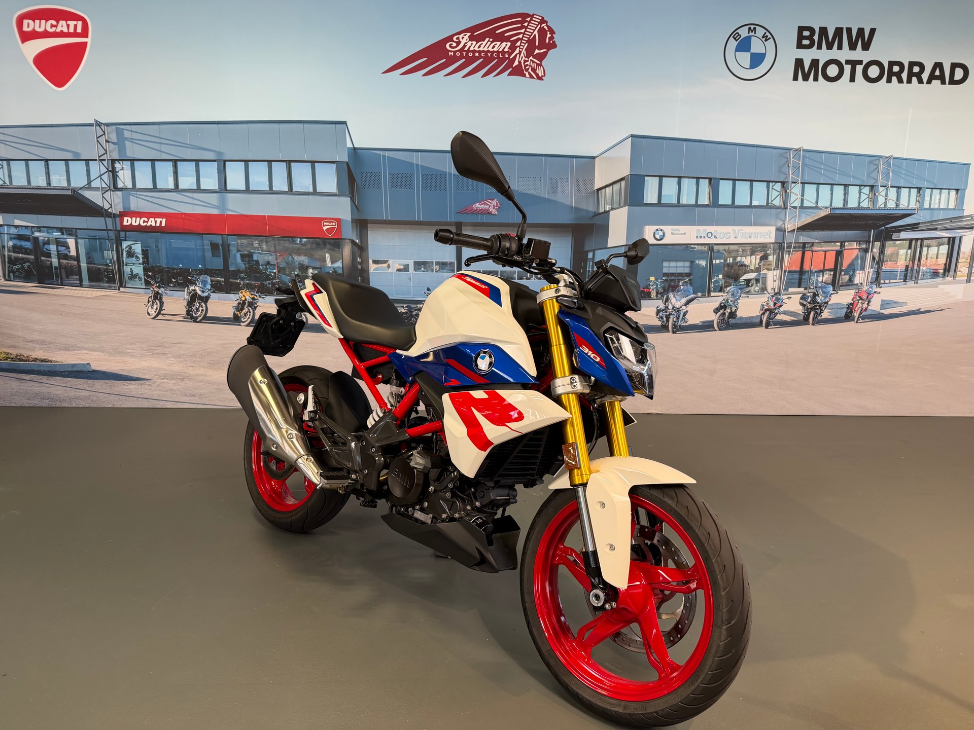 BMW G 310 R-image-0