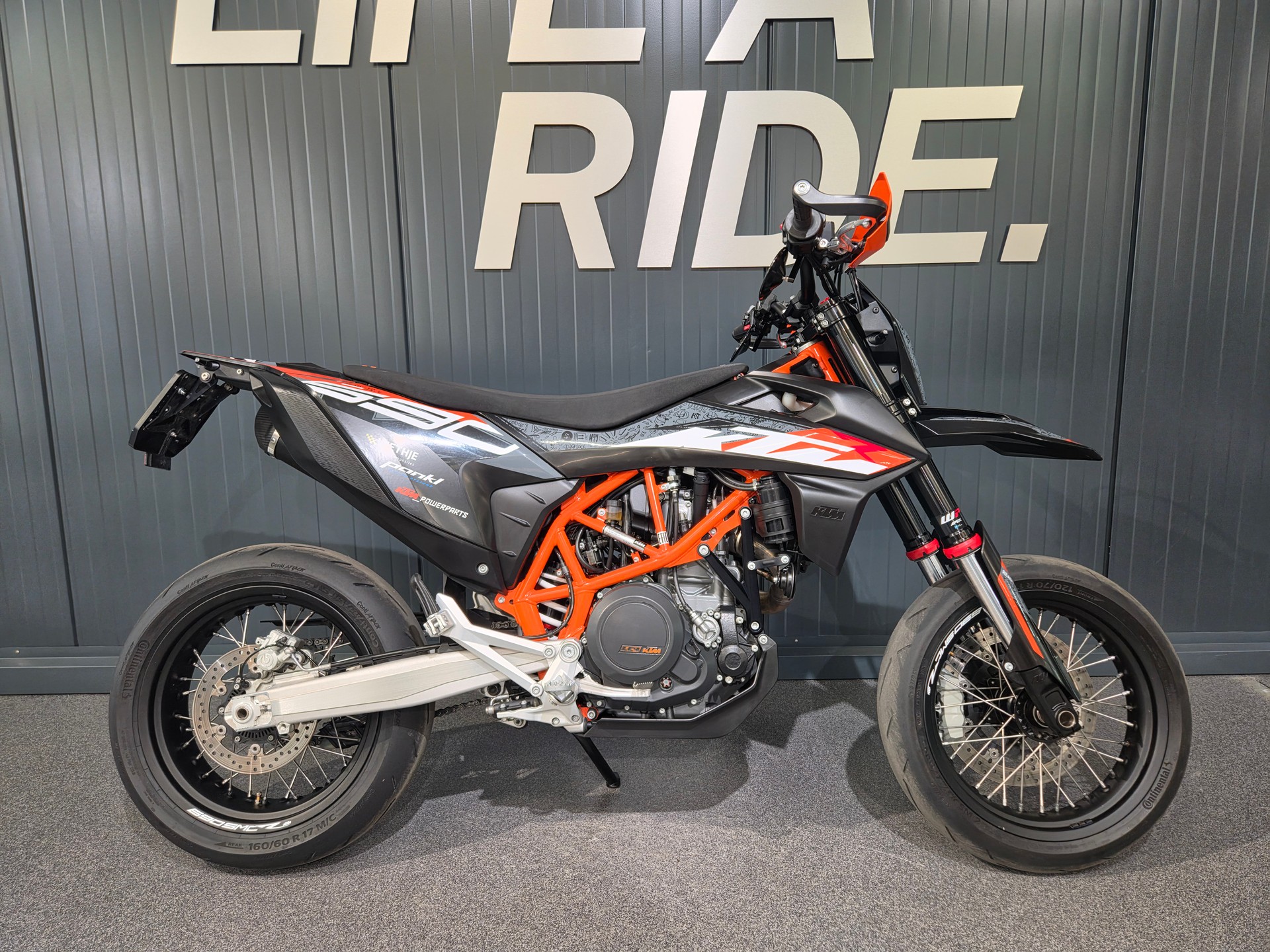 KTM 690 SMC R-image-0