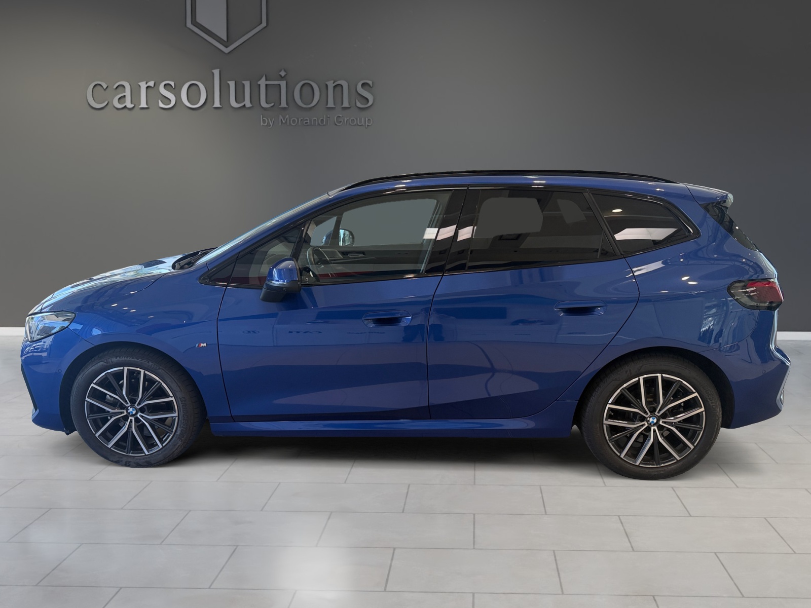 BMW 218d Active Tourer M Sport DKG-showroom-element-1