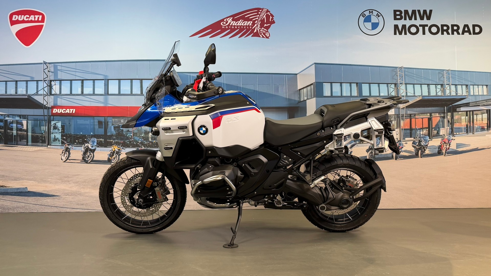 BMW R 1300 GS Adventure Service inclus 3 ans ou 30'000km / 5 ans de garantie jusqu'au 30.11.2026-image-3