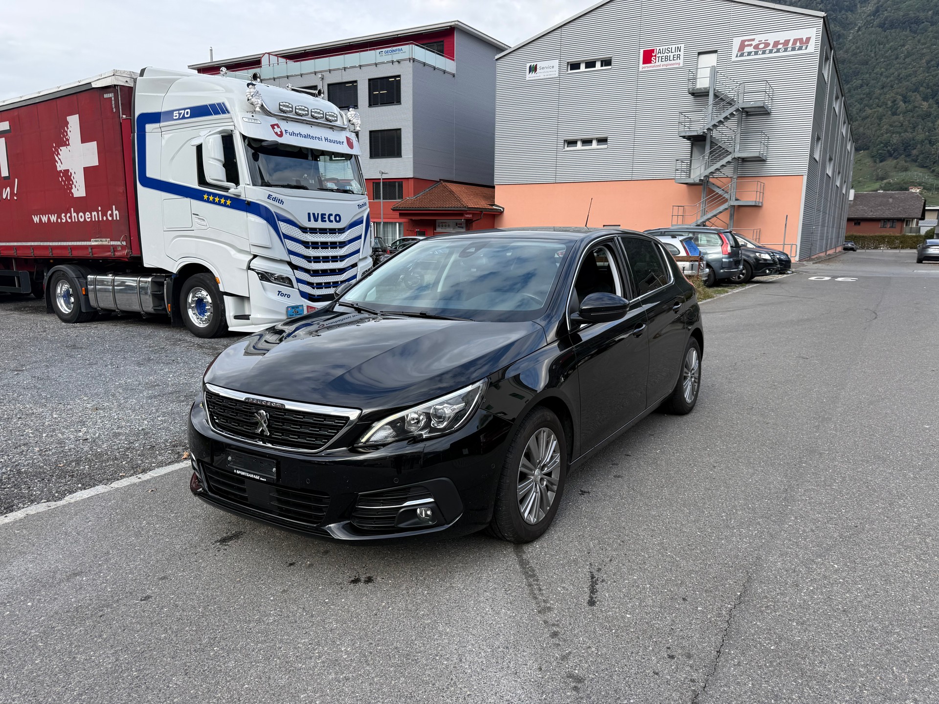 PEUGEOT 308 1.2 Pure Tech Allure EAT8-showroom-element-1