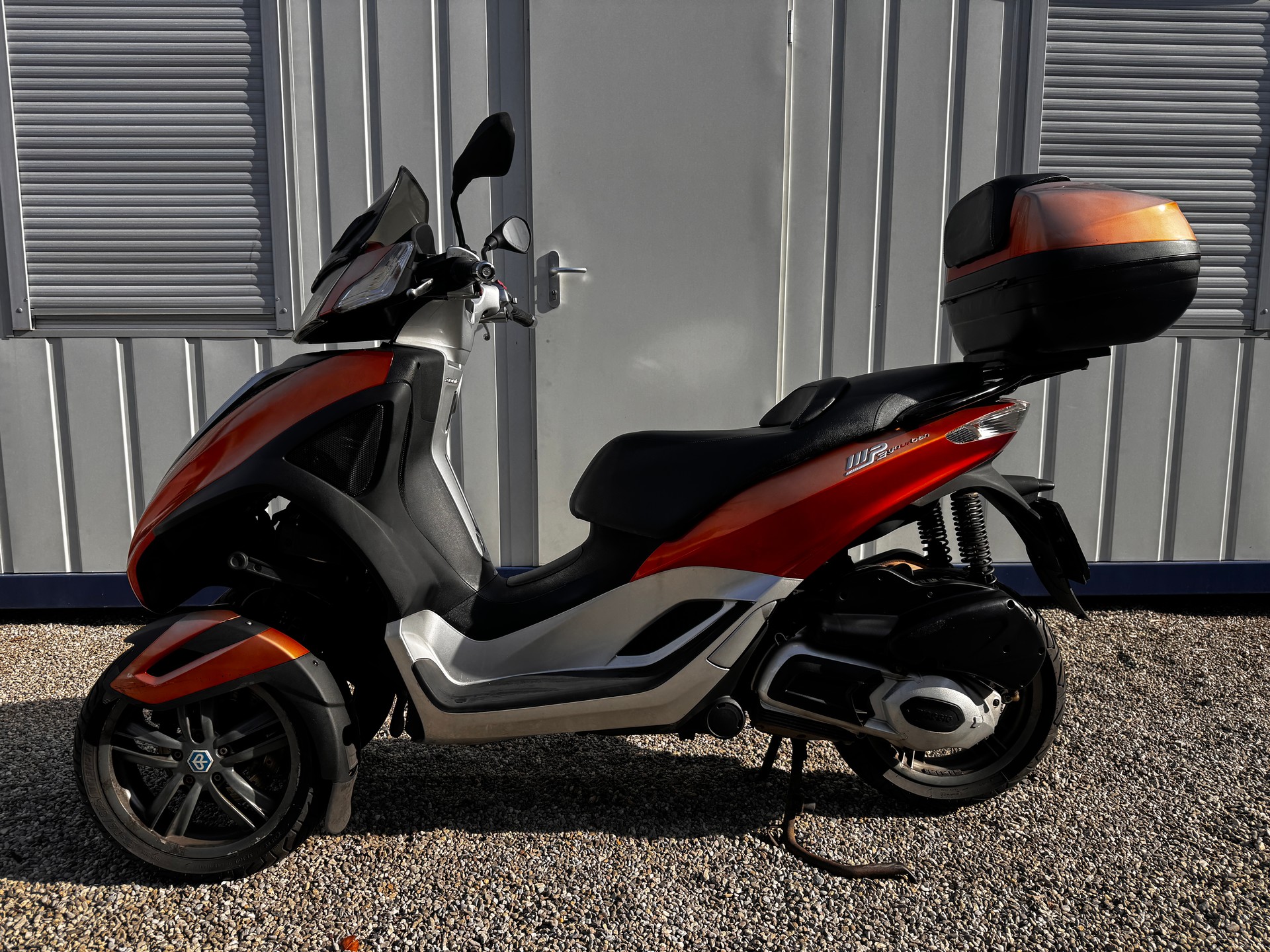 PIAGGIO MP3 Yourban 300 i.e.-image-1