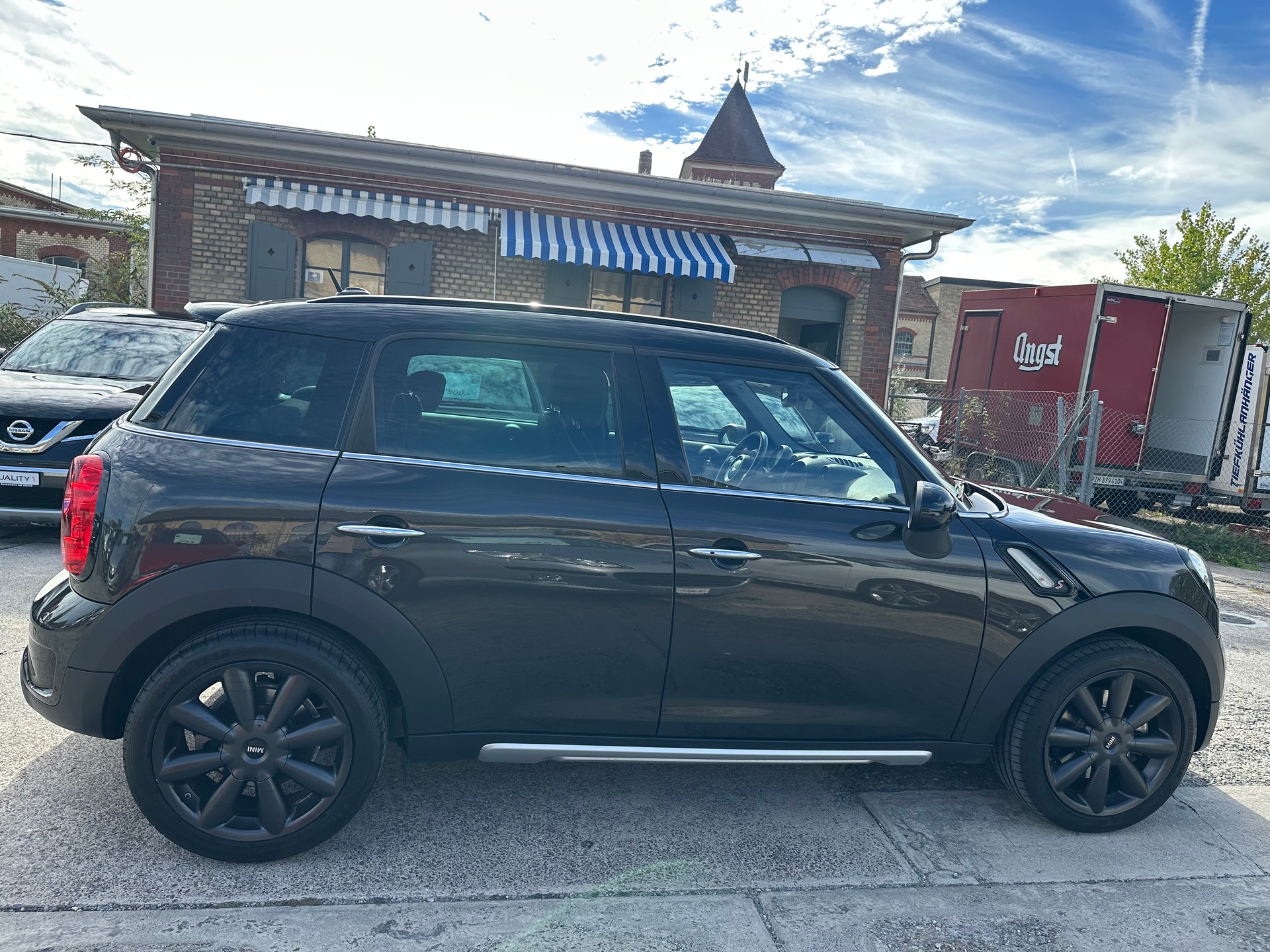 MINI Countryman Cooper S ALL4 Steptronic-image-4