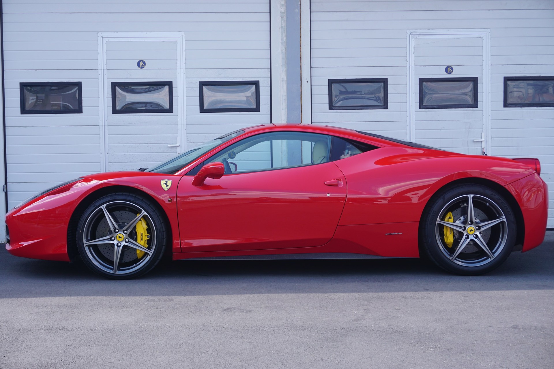 FERRARI 458 Italia 4.5 V8-image-5