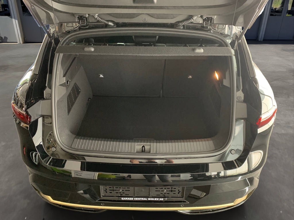 RENAULT Megane-image-7