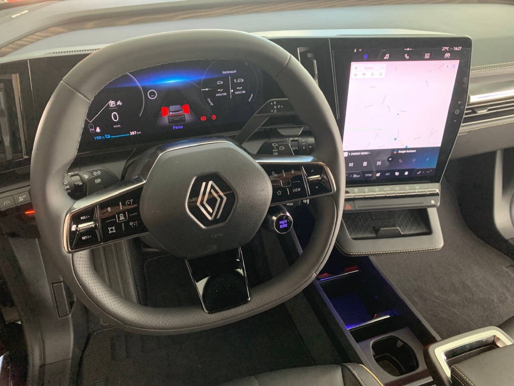 RENAULT Megane-image-5
