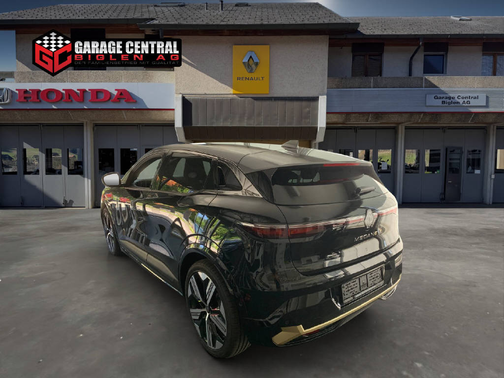 RENAULT Megane-showroom-element-1