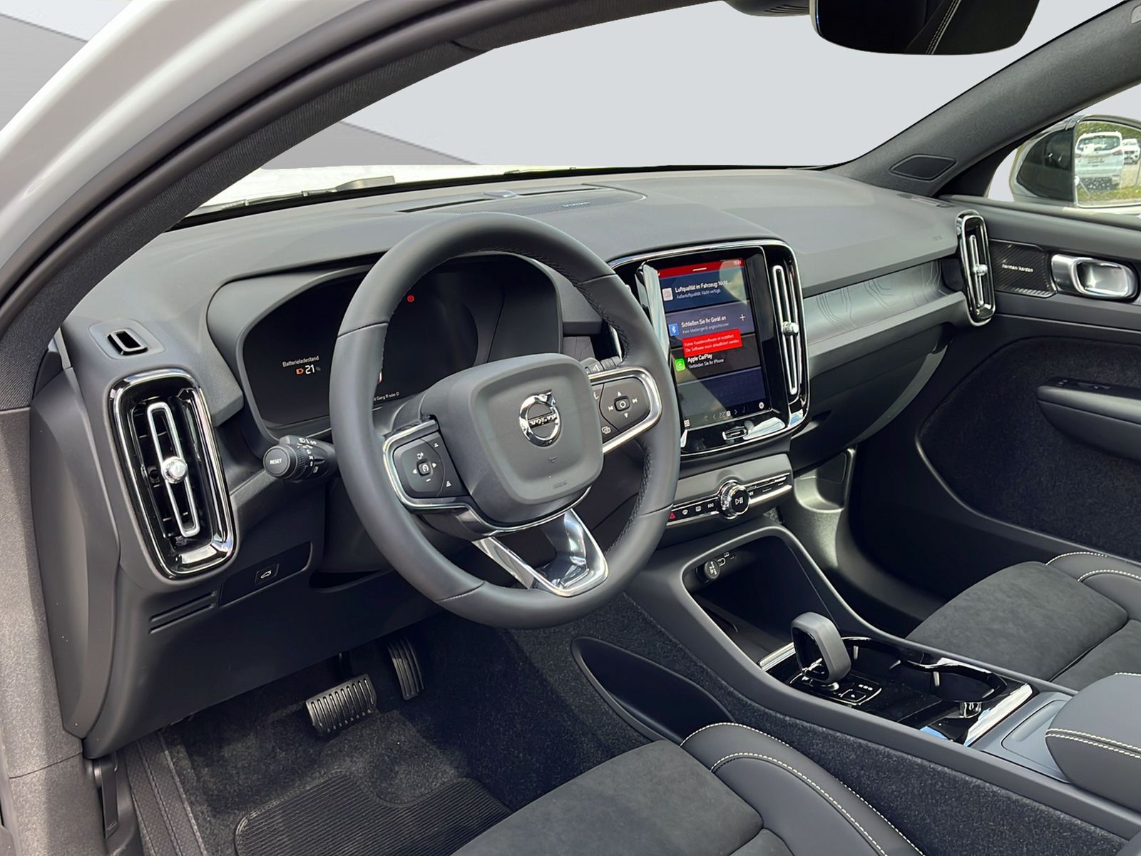 VOLVO C40 P6 Recharge Ultimate-image-9