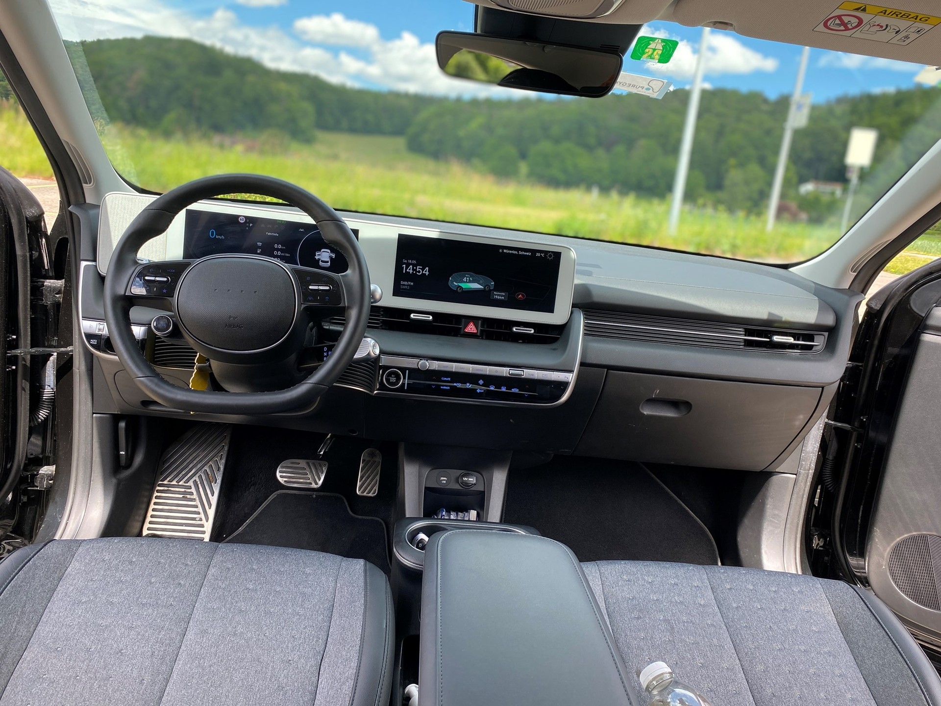 HYUNDAI Ioniq 5 72kWh Look 4WD-image-5