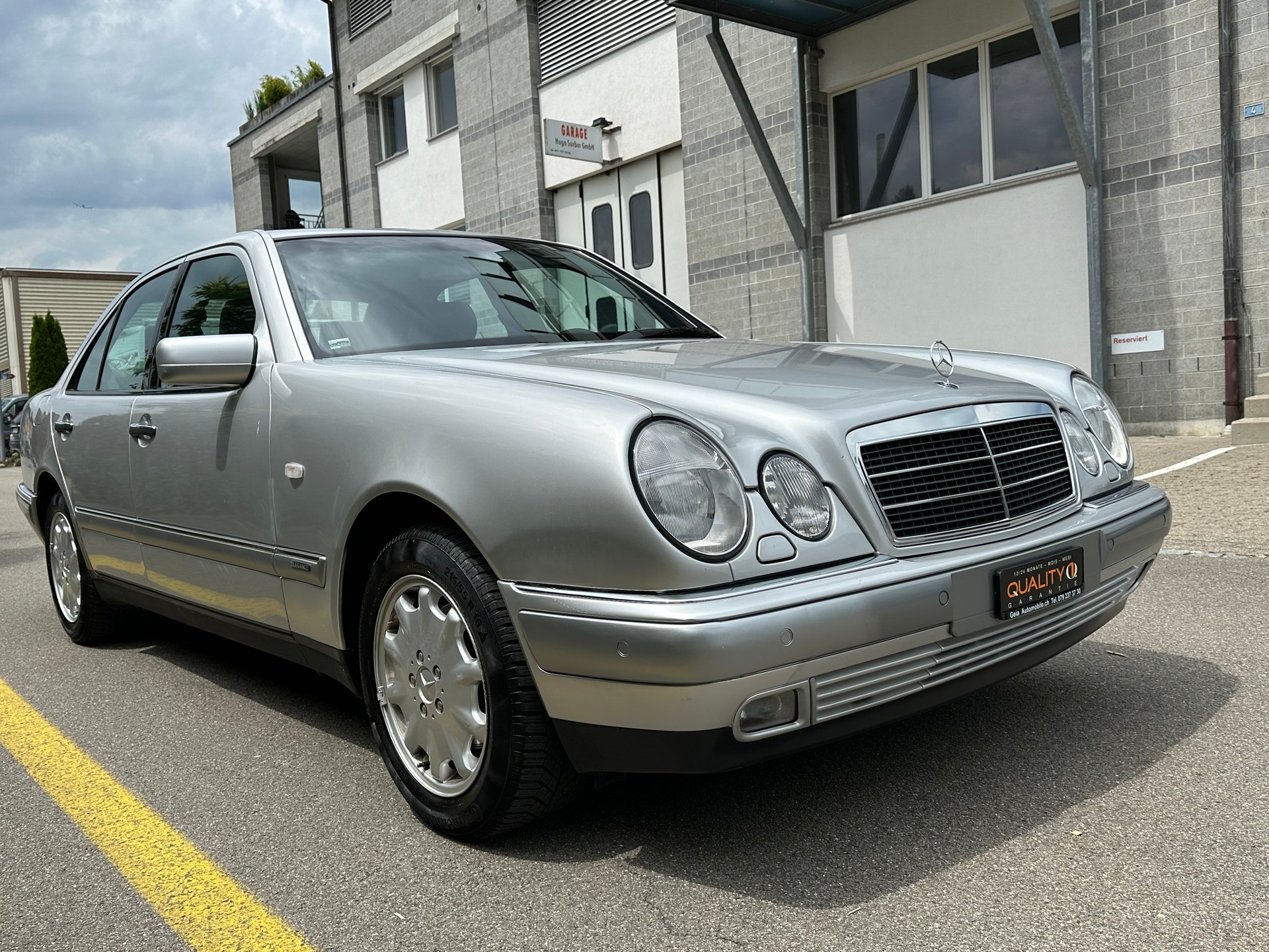MERCEDES-BENZ E 280 Elégance 4-Matic Automatic-image-6