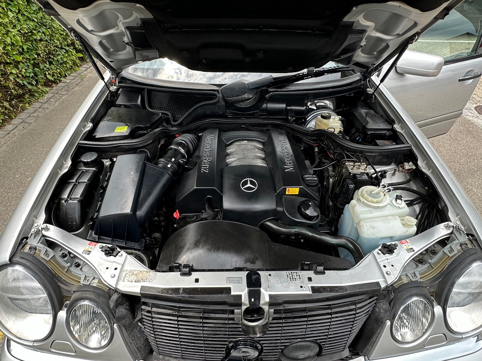 MERCEDES-BENZ E 280 Elégance 4-Matic Automatic-image-15