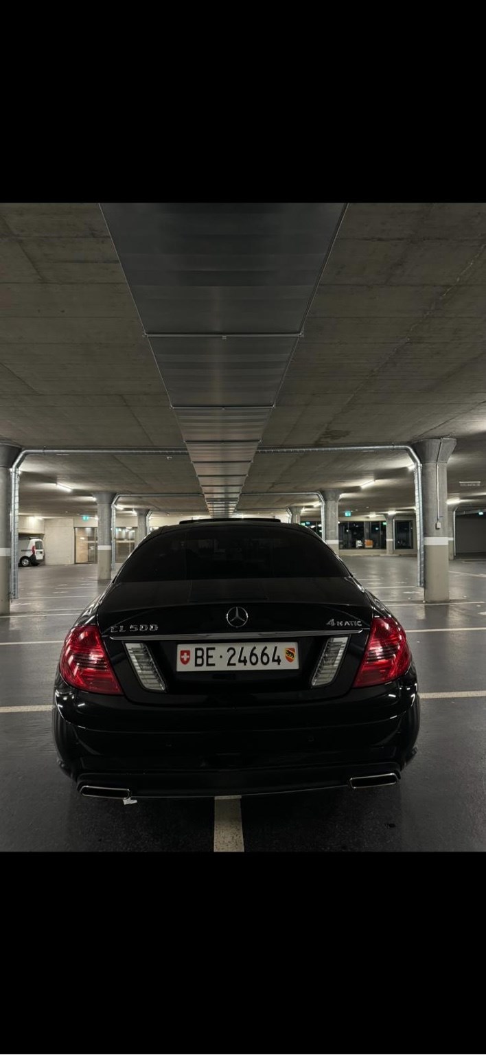 MERCEDES-BENZ CL 500 4Matic 7G-Tronic-image-3
