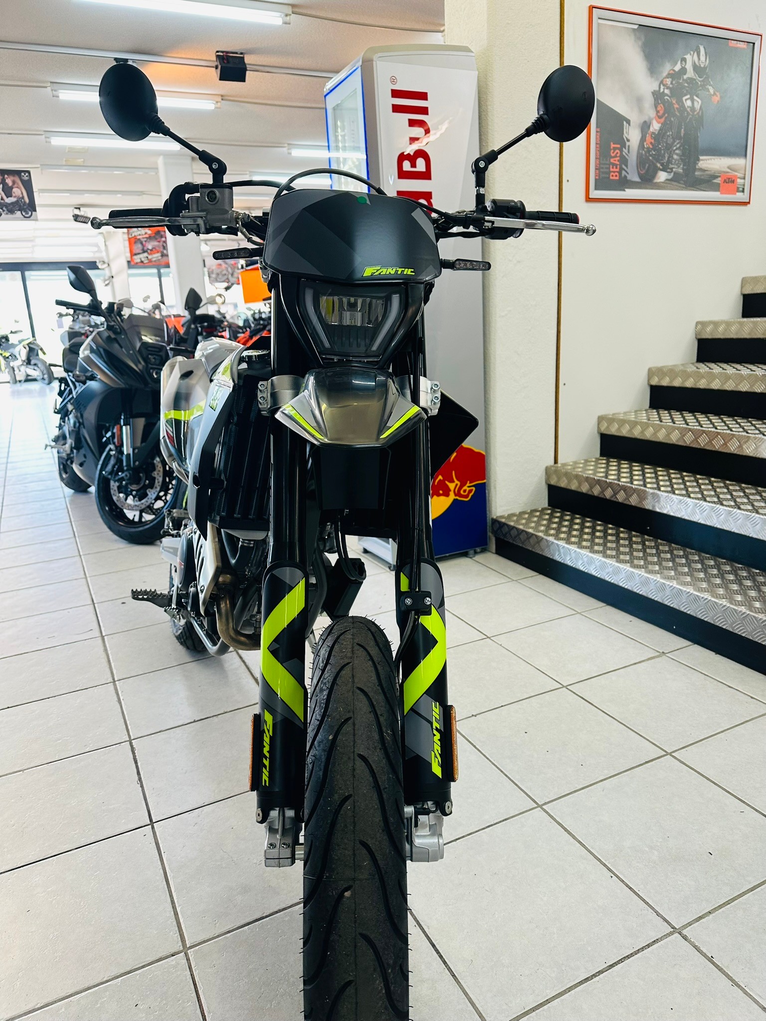 FANTIC XMF 125 Performance Motard-image-7