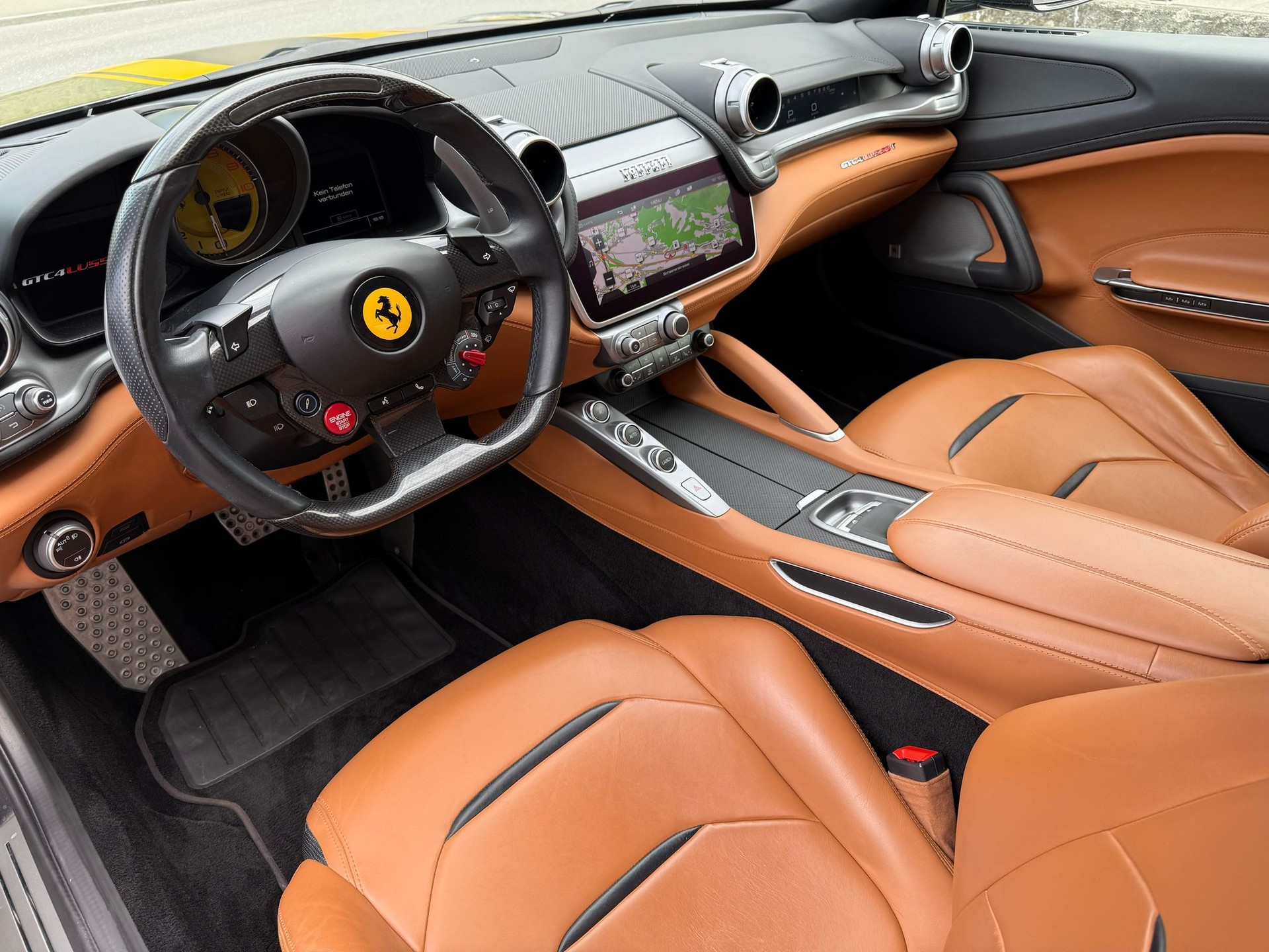 FERRARI GTC 4 Lusso T-image-9