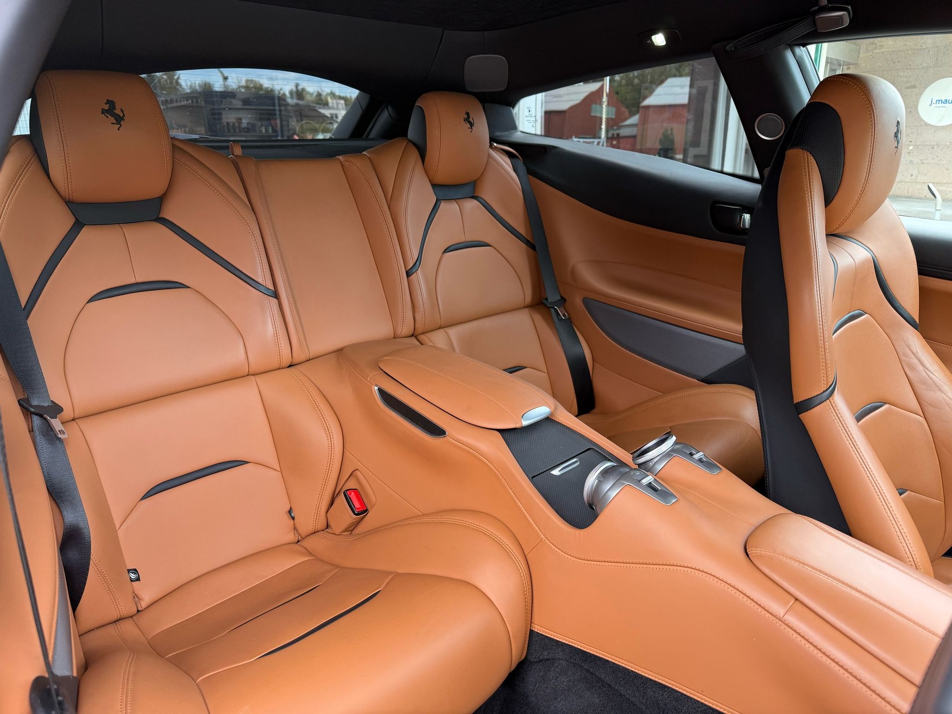 FERRARI GTC 4 Lusso T-image-13