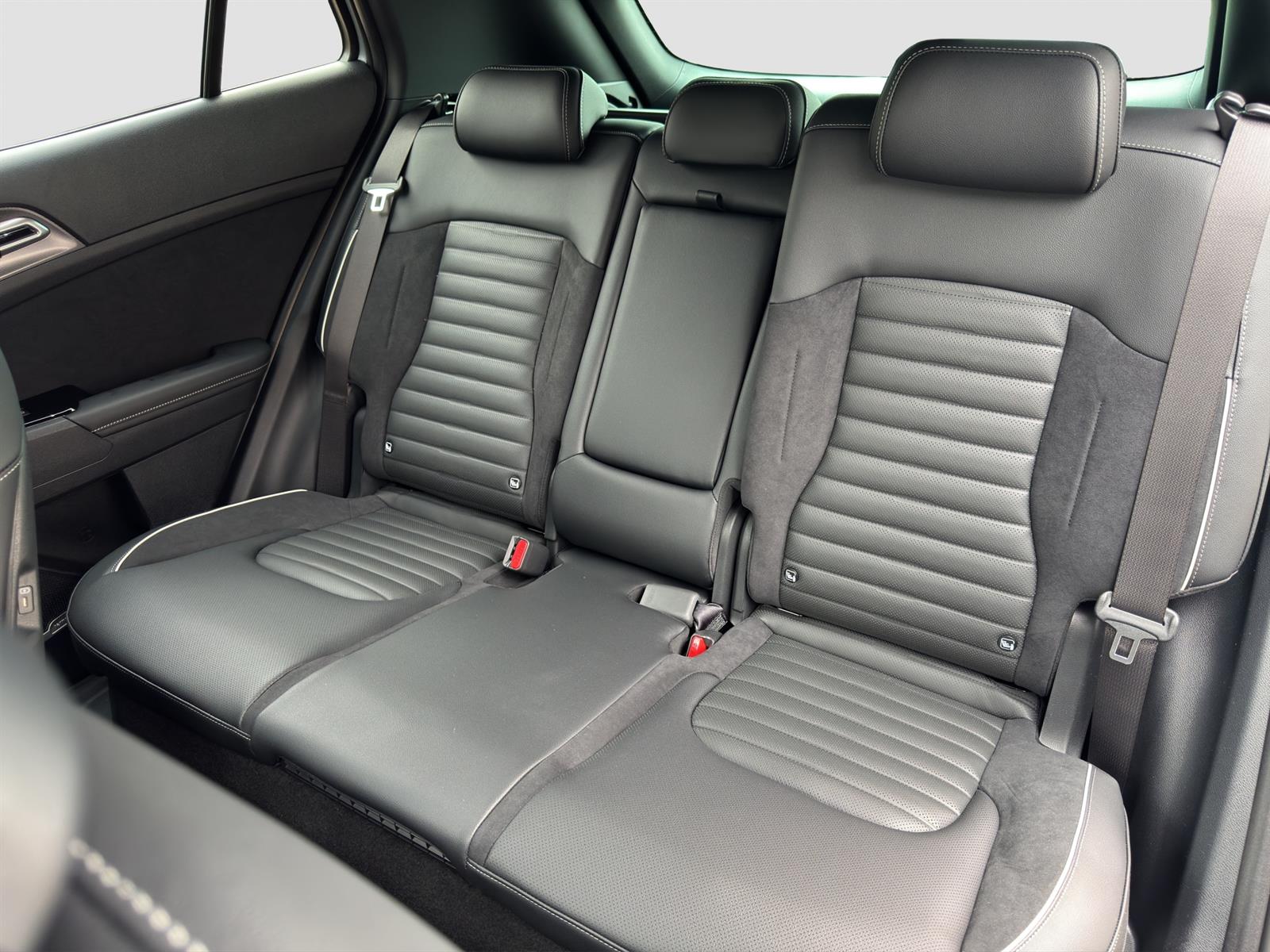 KIA Sportage 1.6 T-GDi Hybrid GT-Line-image-5