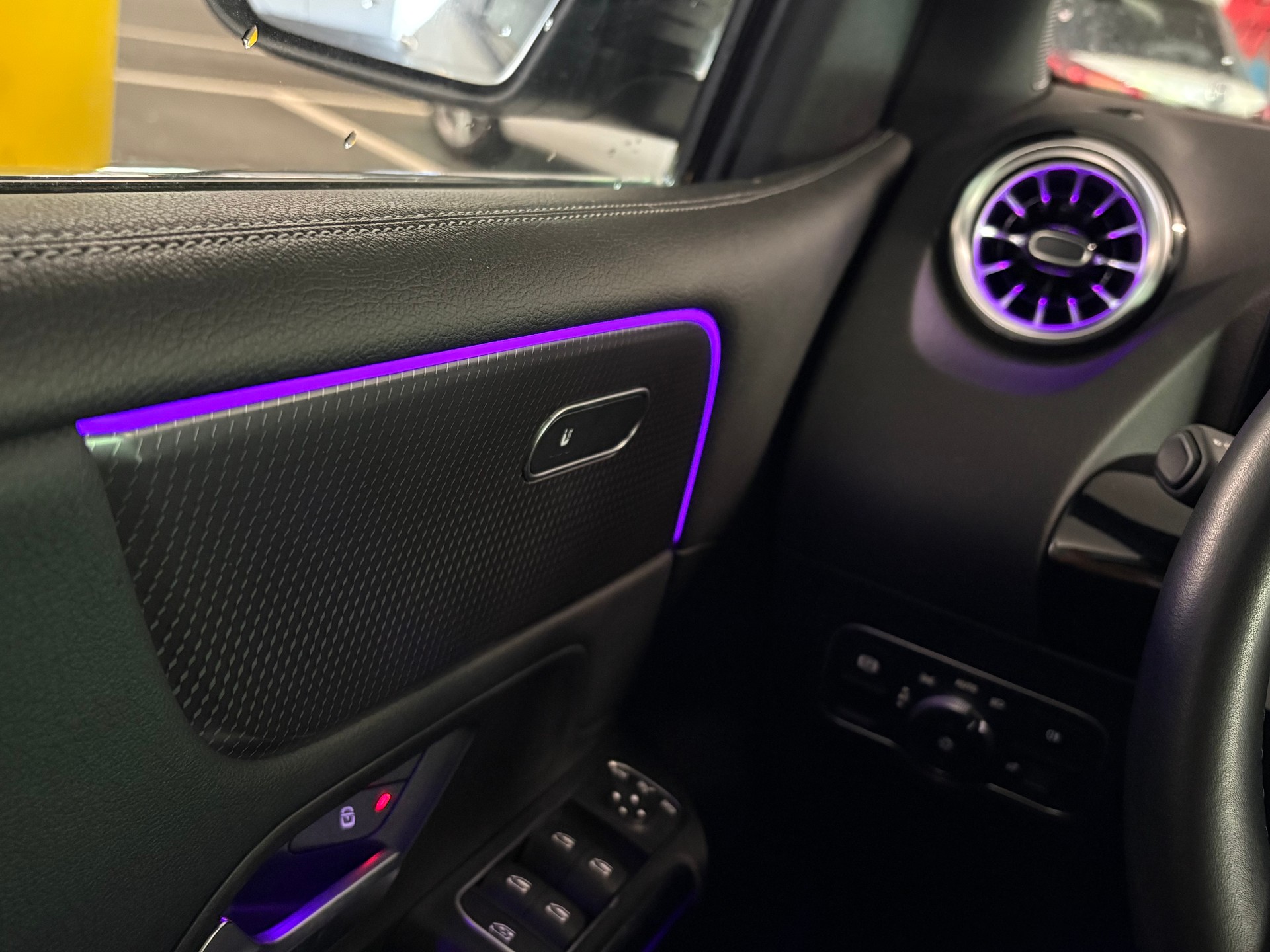MERCEDES-BENZ B 200 d Night Star 8G-DCT INKL:GARANTIE - VOLL-TANK - VIGNETTE 2025-image-14