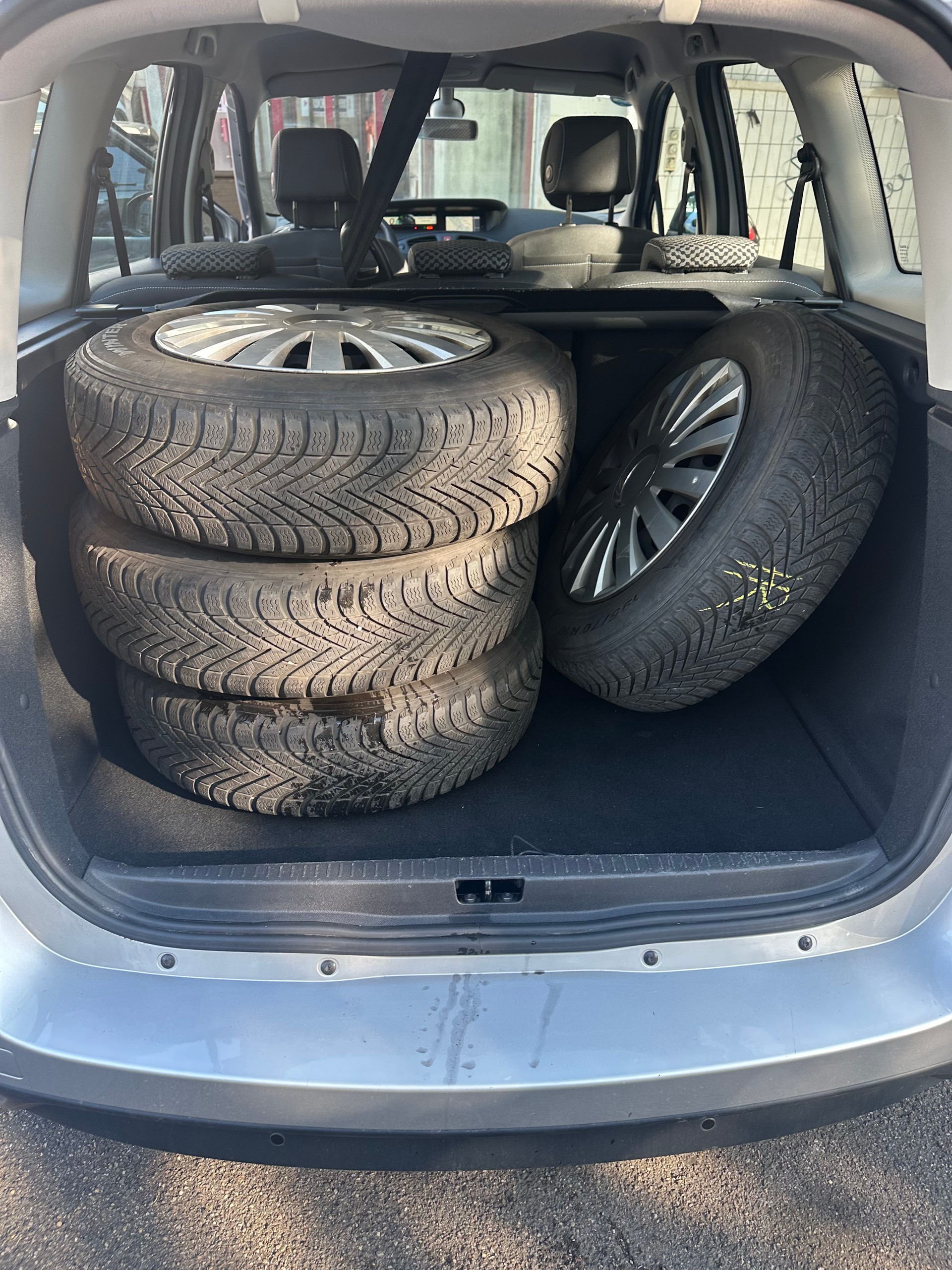 RENAULT Scénic 1.5 dCi Bose EDC-image-14