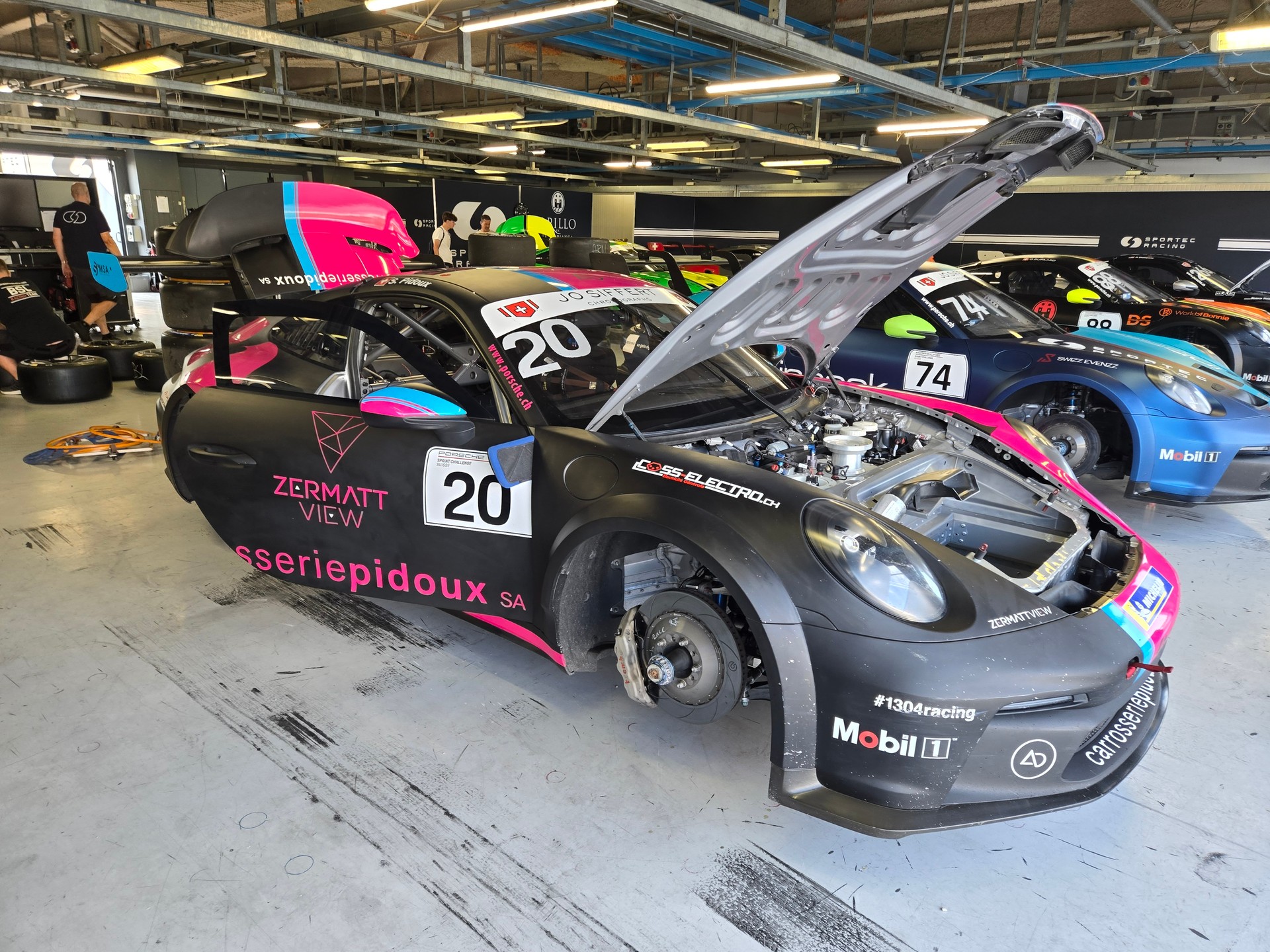 PORSCHE 992 GT3 CUP-image-8